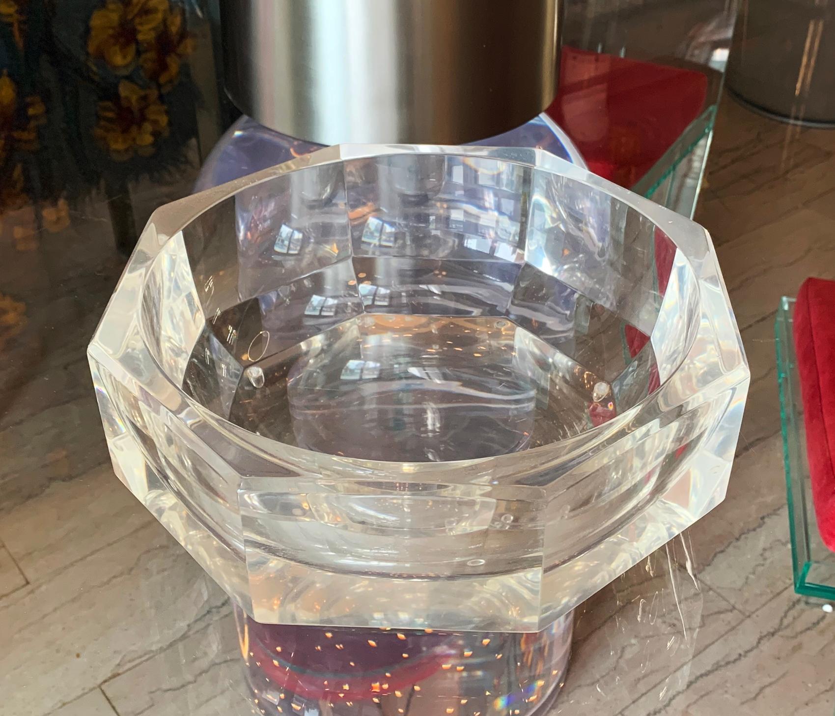 Beautiful faceted Lucite bowl, large and imposing, carved of one 12
