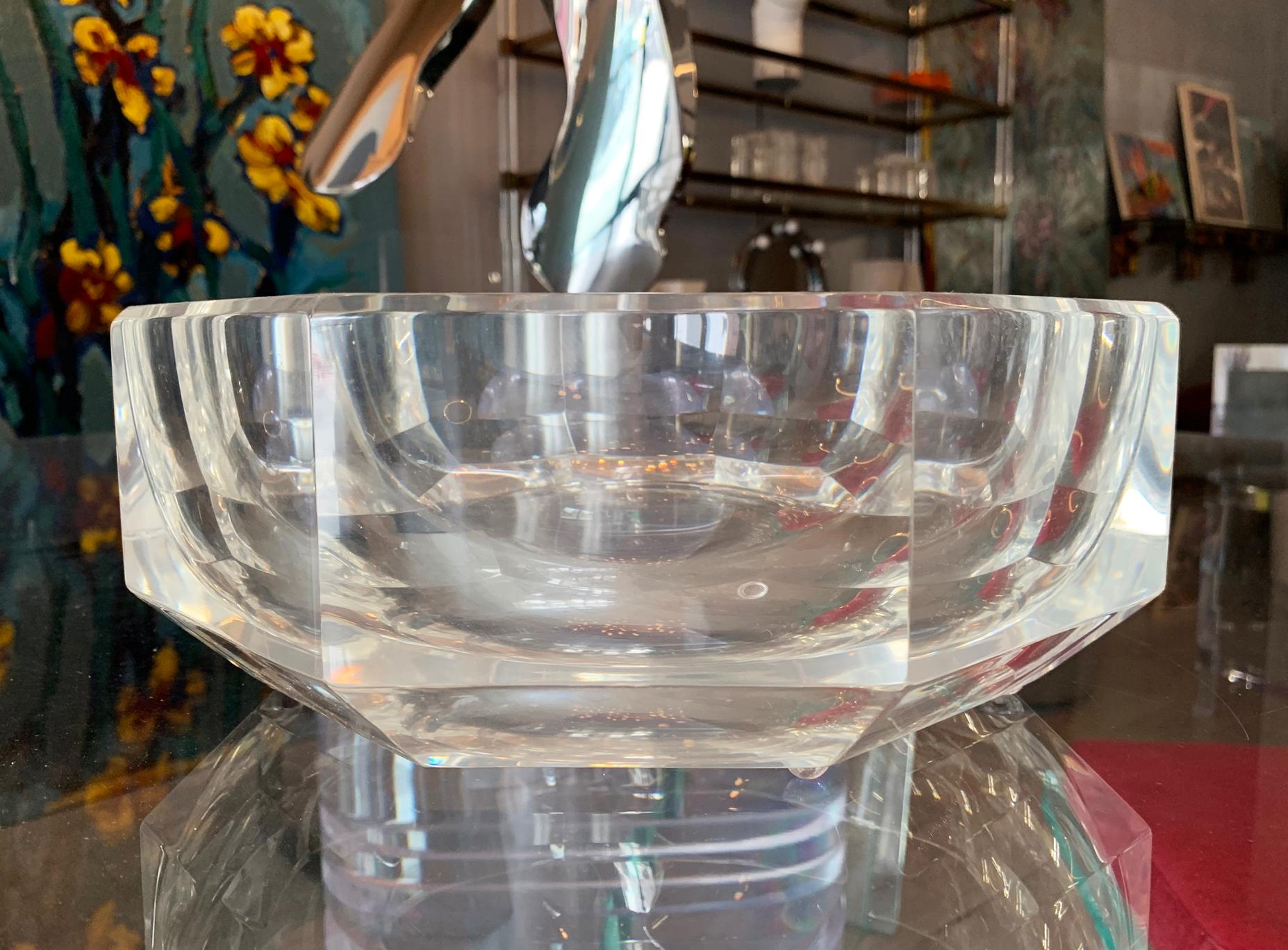 American Extra Large Faceted Lucite Bowl, circa 1970s For Sale
