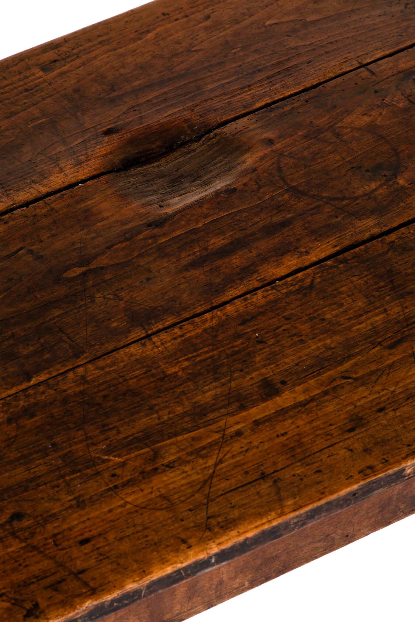Très grande table et bancs de ferme française 3