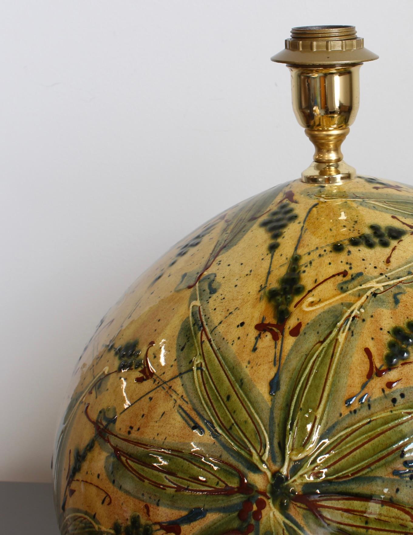 Très grande lampe de table en céramique émaillée à la main (vers 1980) en vente 6