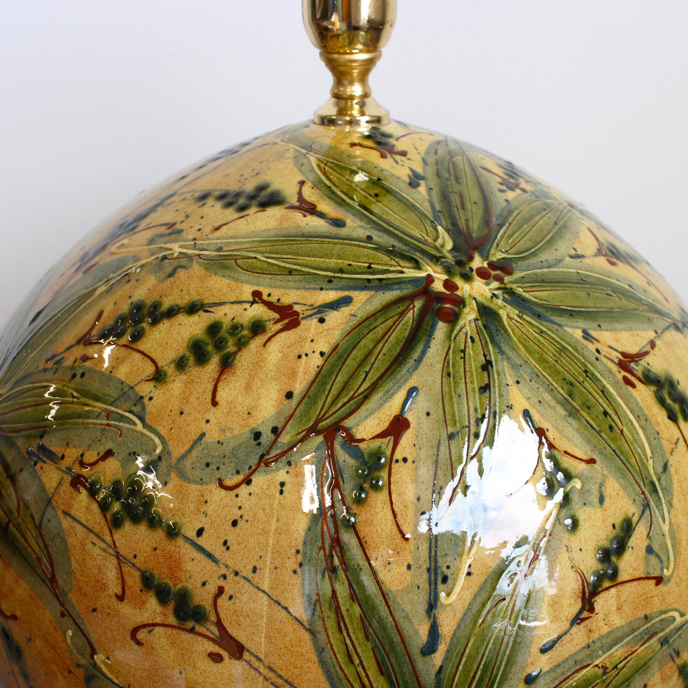 Très grande lampe de table en céramique émaillée à la main (vers 1980) en vente 8