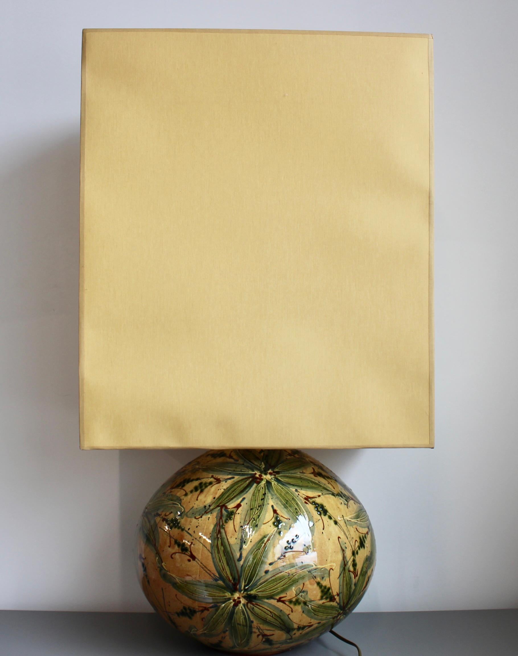 Très grande lampe de table en céramique émaillée à la main (vers 1980) en vente 12