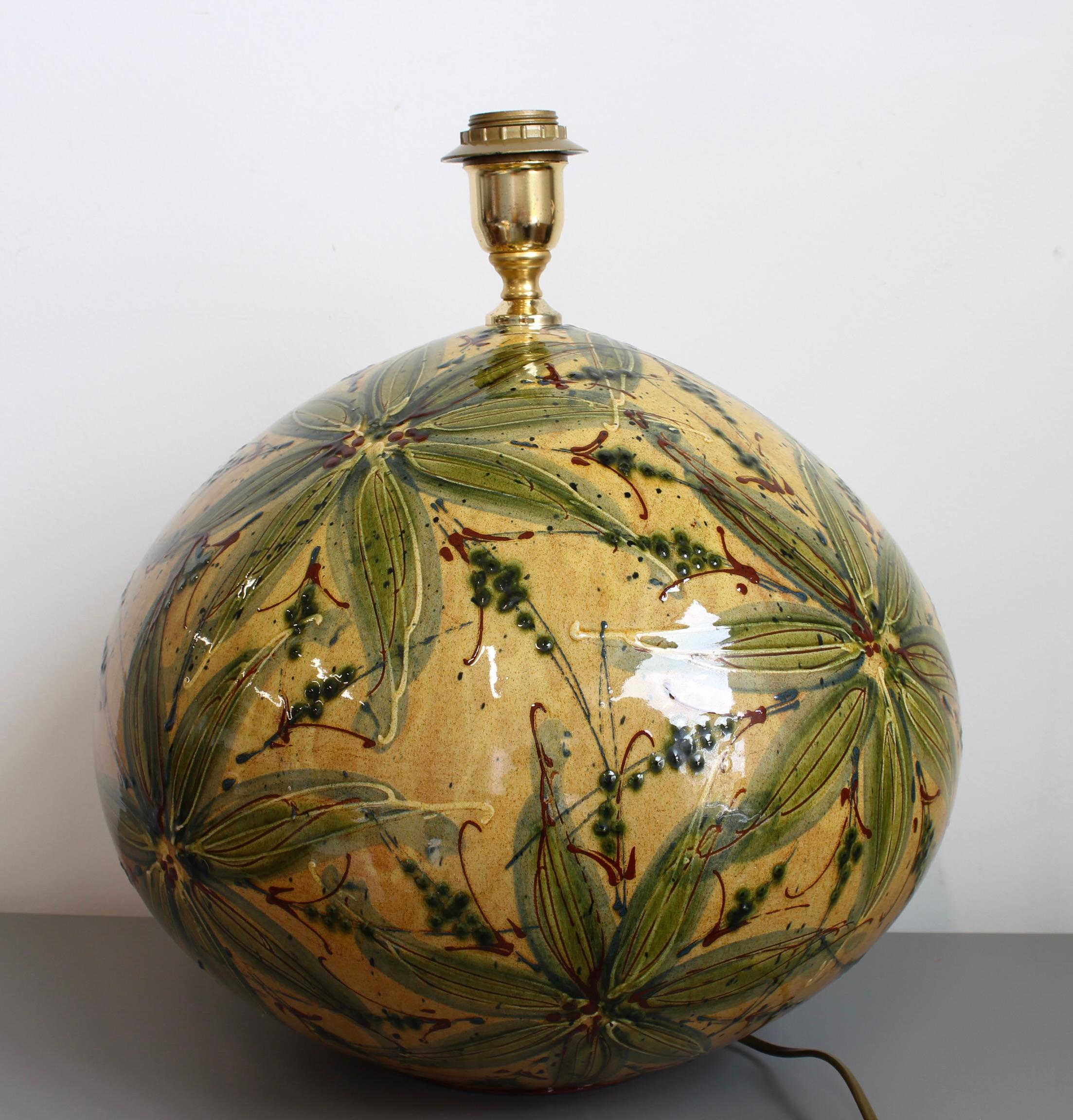 Très grande lampe de table en céramique émaillée à la main (vers 1980) Bon état - En vente à London, GB