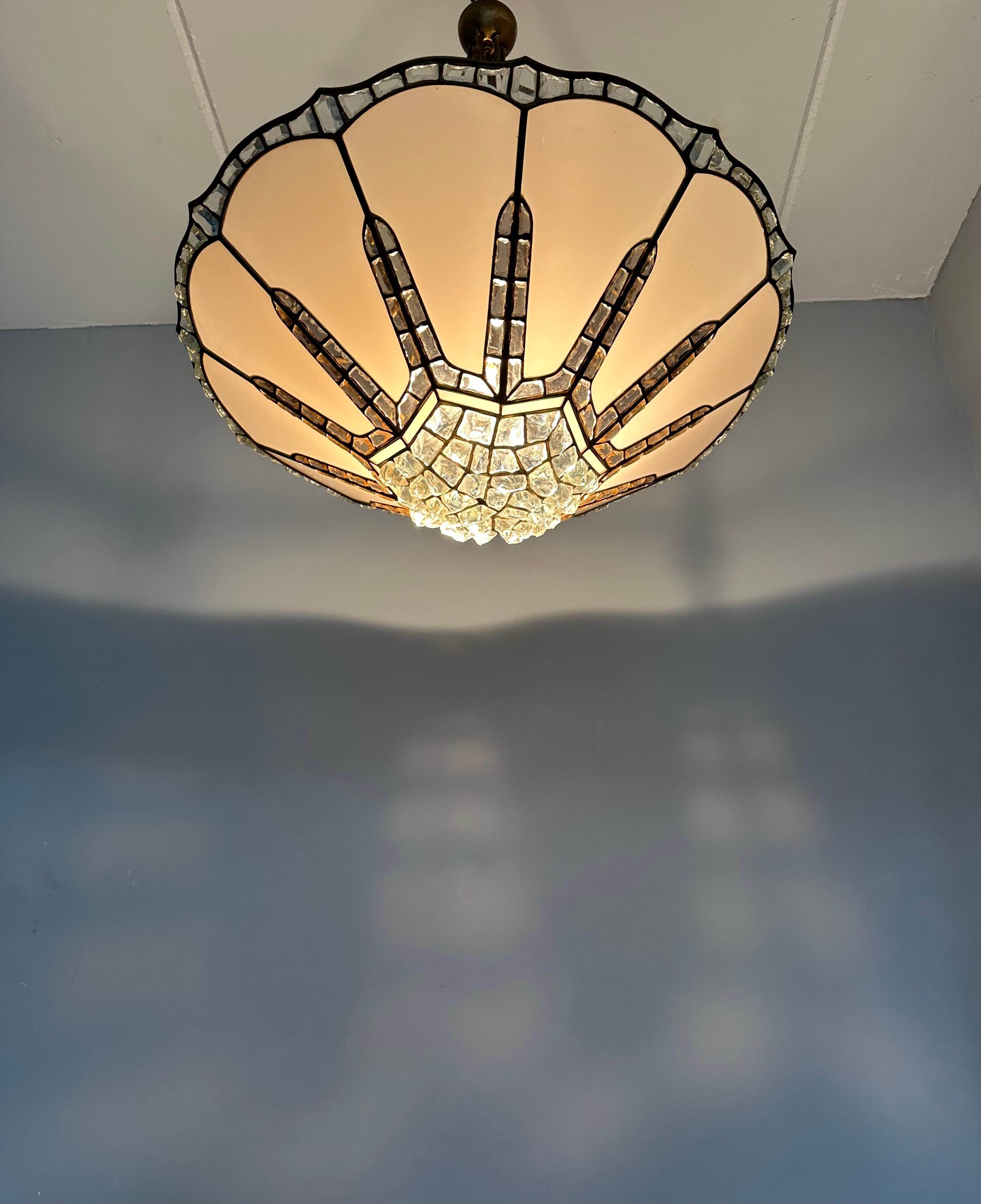 Ciondolo extra large fatto a mano in vetro opalino antico e vetro grosso di design Tiffany in vendita 7