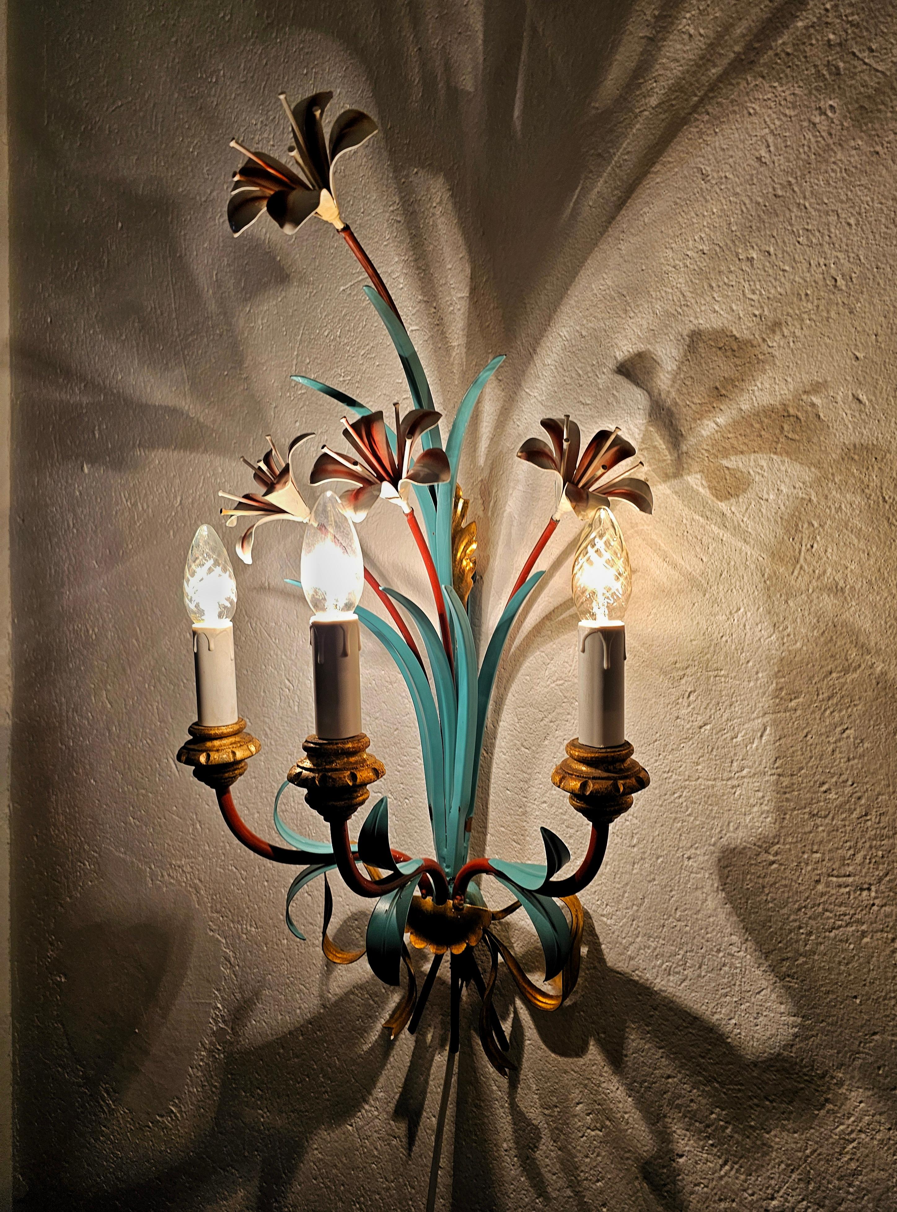 Extra Large Hollywood Regency Tole Sconces with Lilly Flowers, Italy 1960s For Sale 3