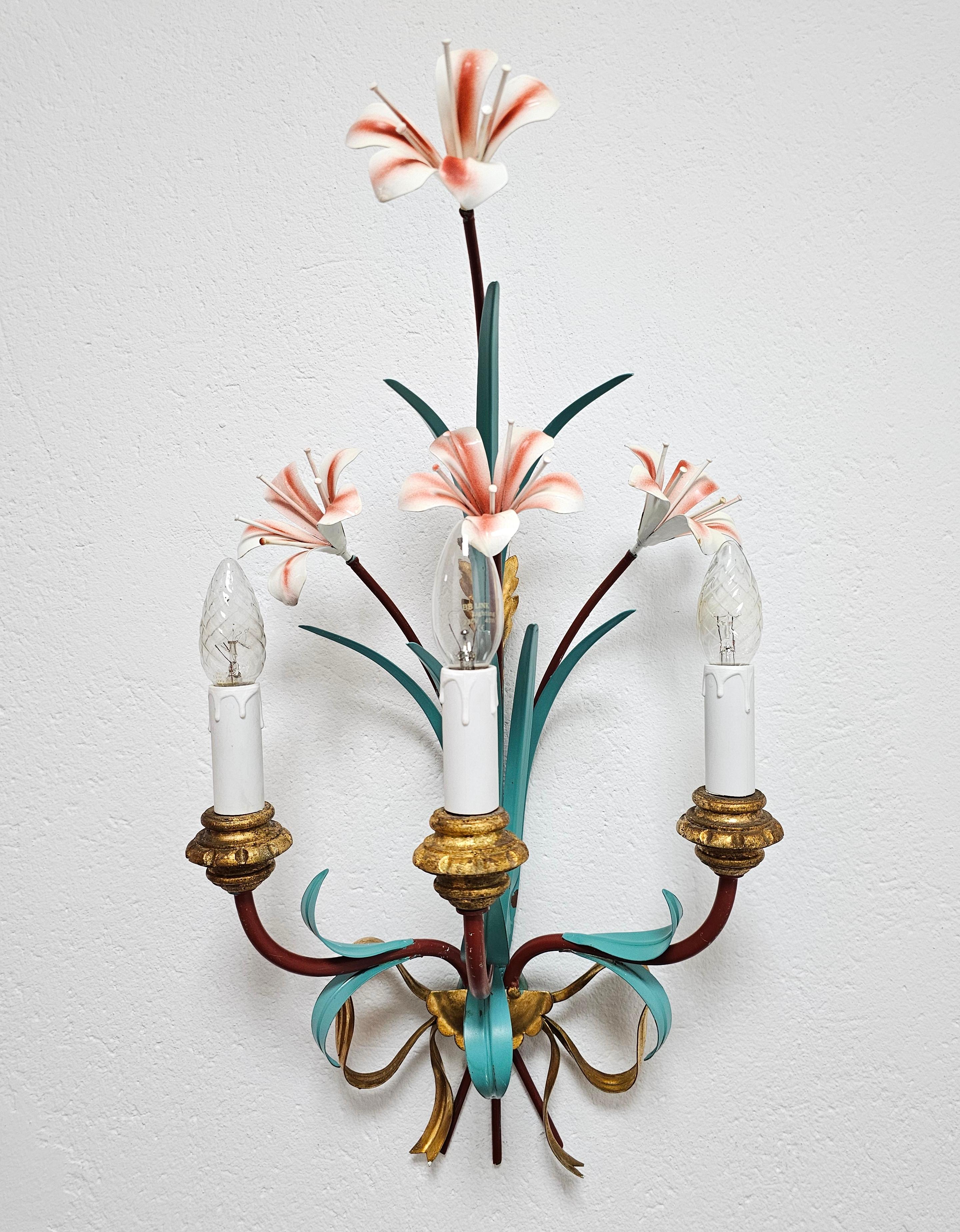 Extra Large Hollywood Regency Tole Sconces with Lilly Flowers, Italy 1960s For Sale 9