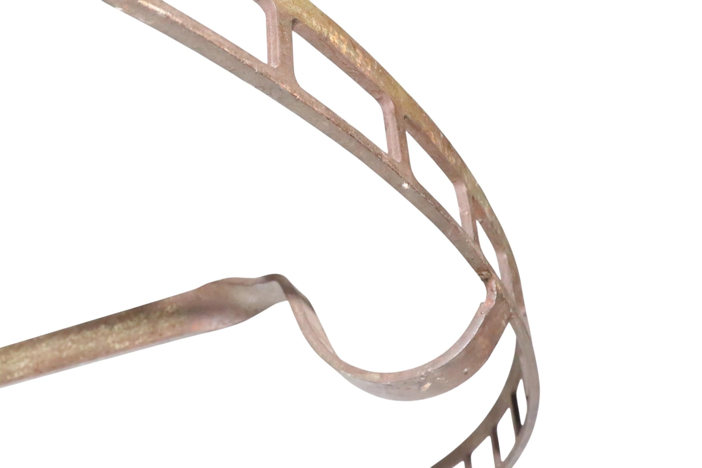 Anello rotante industriale extra large  Stendibiancheria ad albero per cappotti in vendita 10