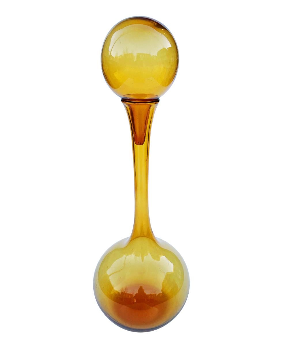 Mid-Century Modern Très grand vase ou carafe italien en verre d'art ambré soufflé à la main Empoli ou Blenko en vente