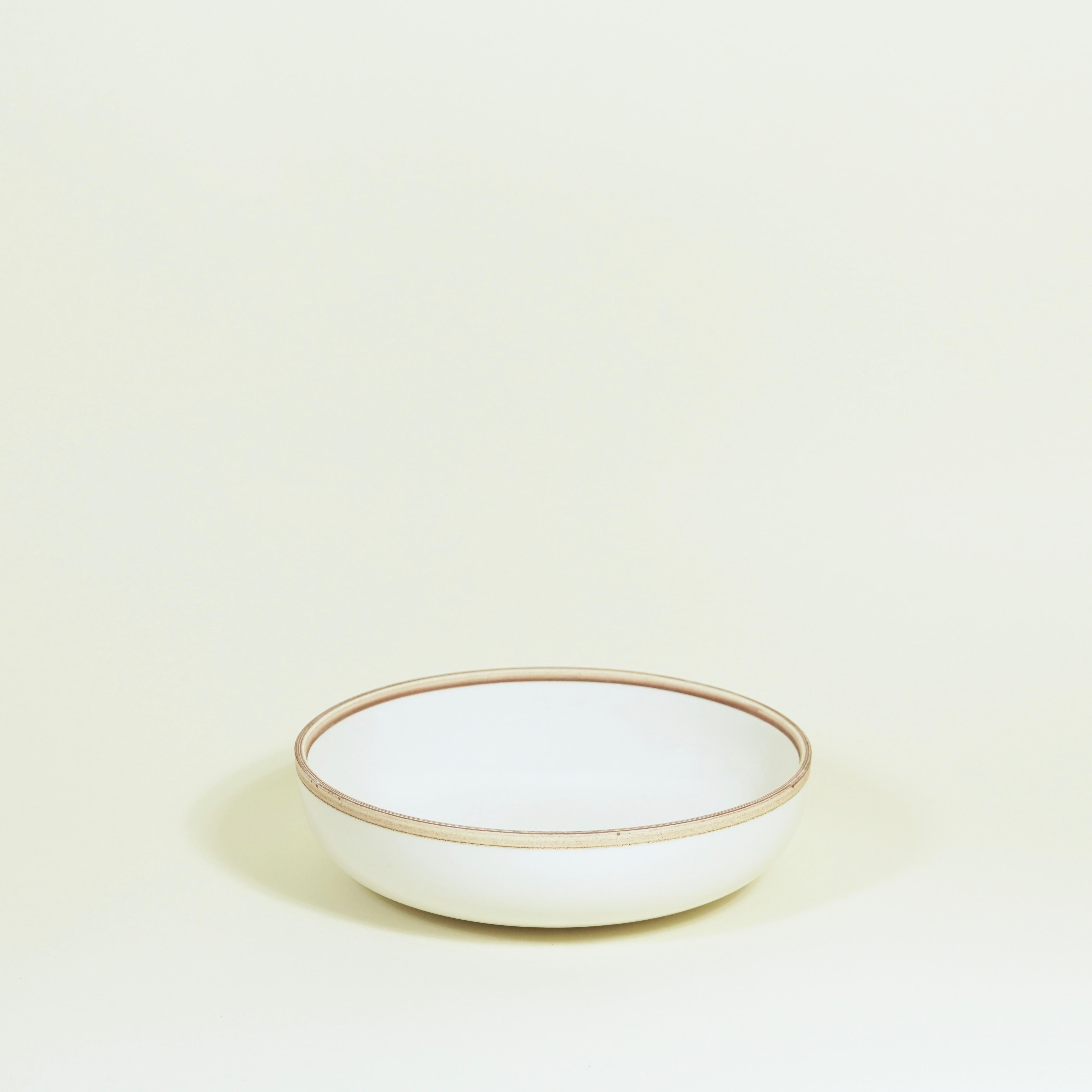 Molded Extra Large Ivory Glazed Porcelain Hermit Bowl with Rustic Rim