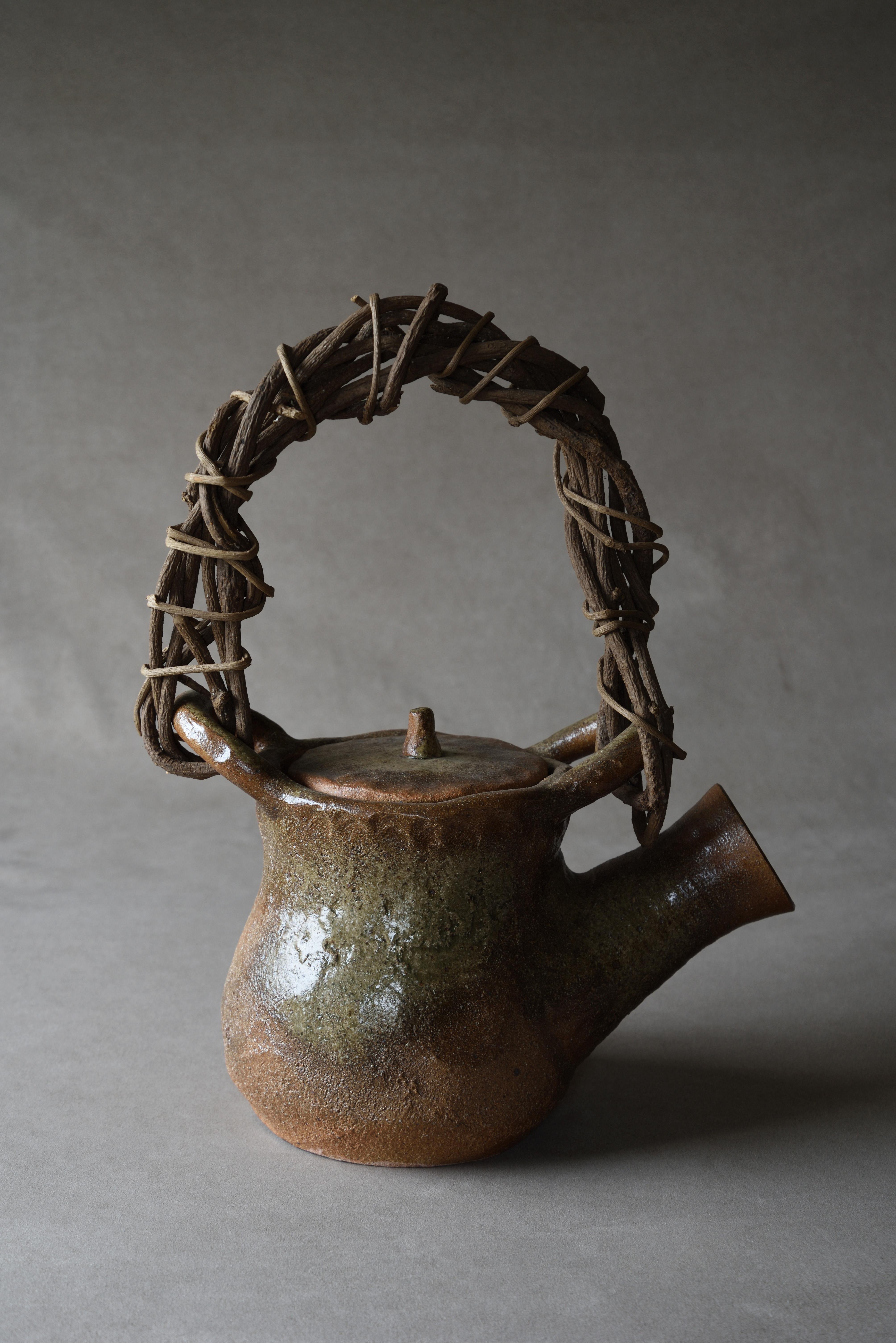 Japonisme Extra-large théière japonaise en poterie Mingei Shigaraki Dobin en vente