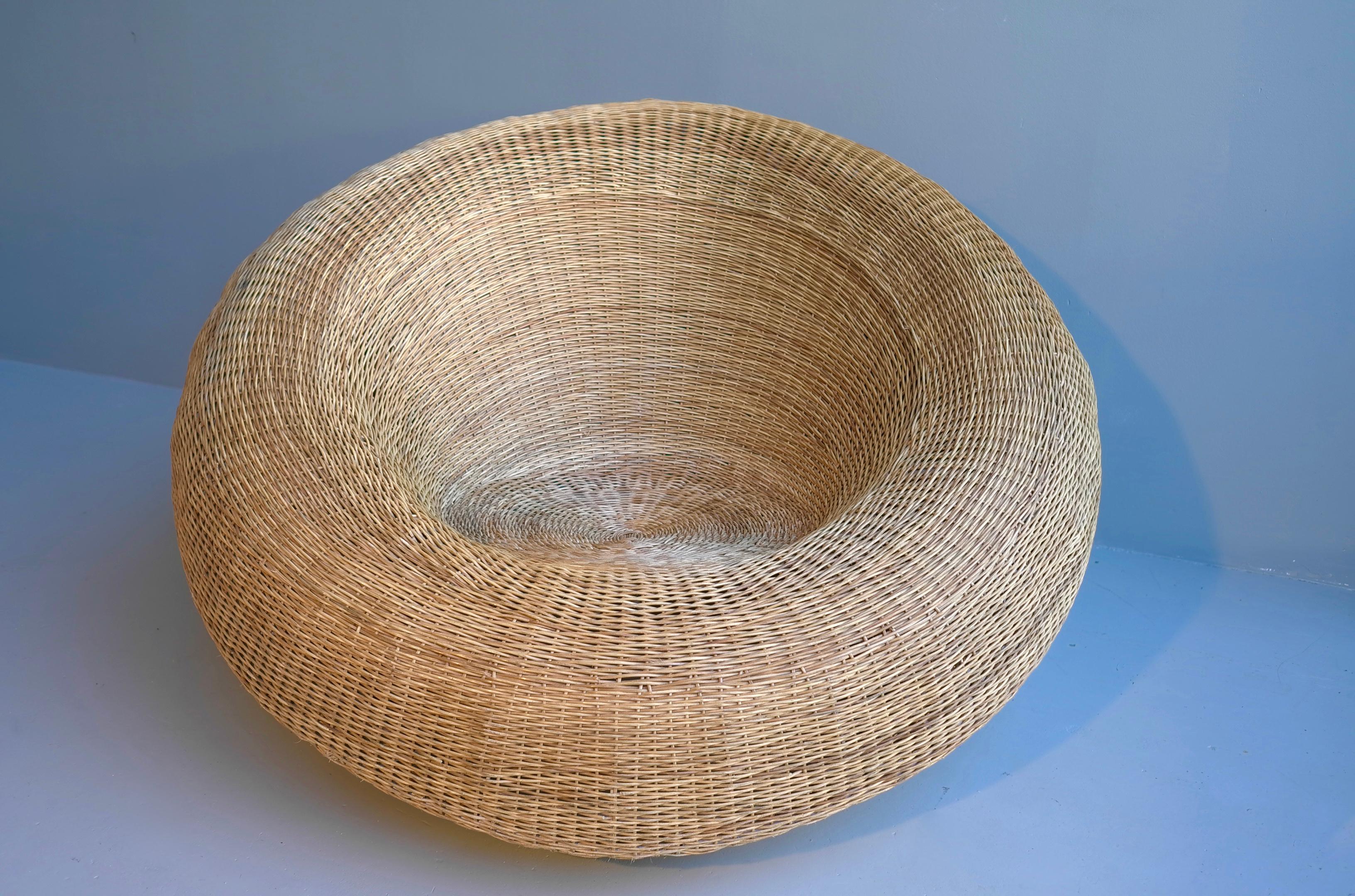 large round rattan chair