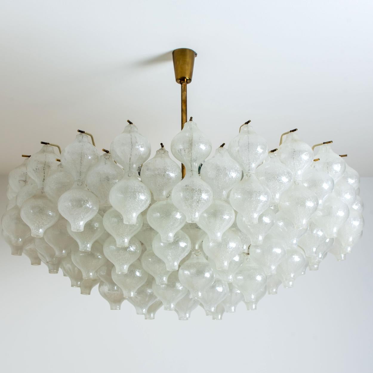 Late 20th Century Extra Large Kalmar 'Tulipan' Flushmount Chandelier, 127 Glasses and Brass, 1960s