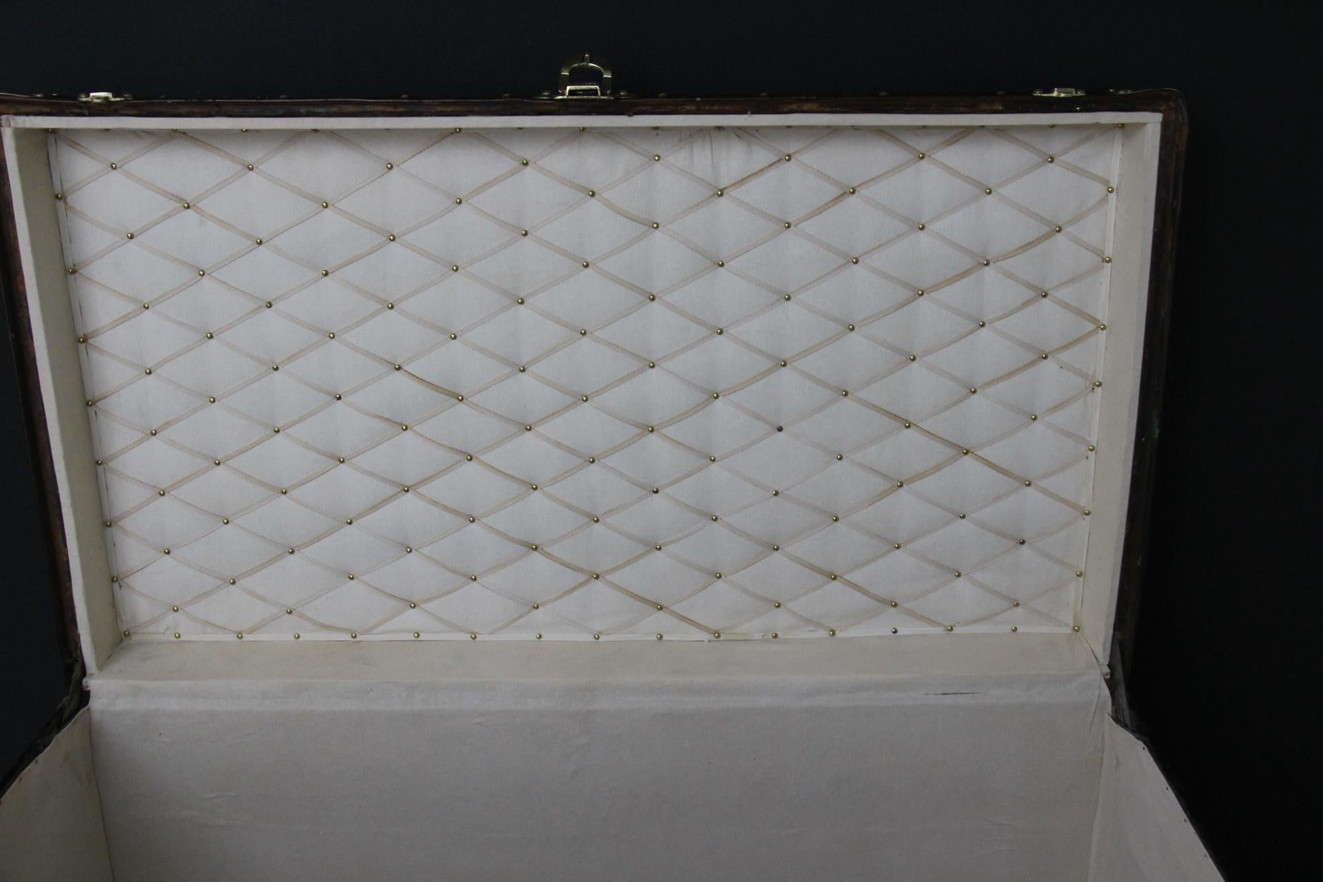 Extra Large Louis Vuitton Steamer Trunk, High Vuitton Trunk in Checkers Canvas For Sale 13