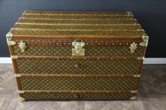 Extra große Louis Vuitton Dampftruhe, hohe Vuitton-Truhe aus Monogram-Leinwand