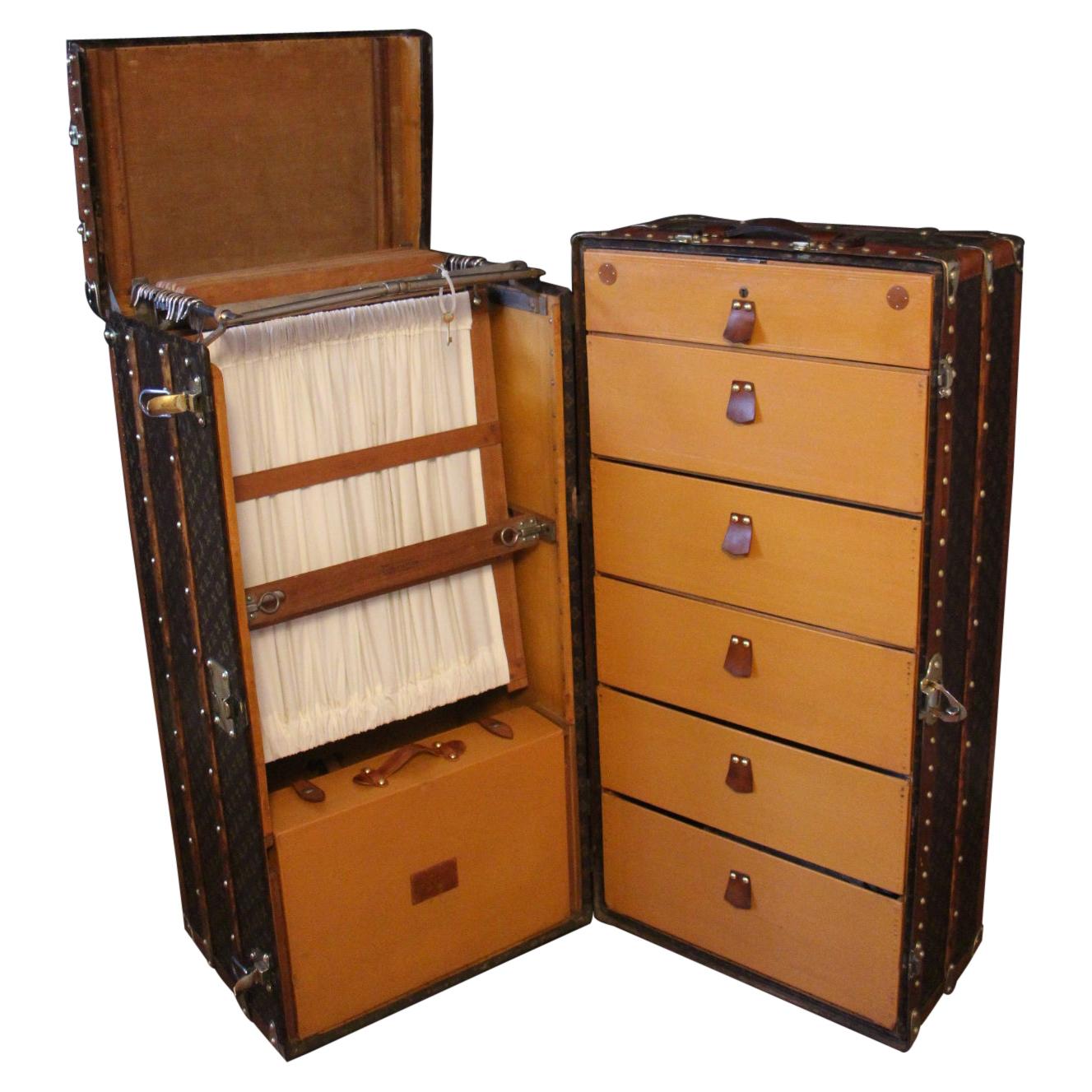 Louis Vuitton Wardrobe Trunk, Louis Vuitton Trunk, Louis Vuitton Steamer  Trunk at 1stDibs