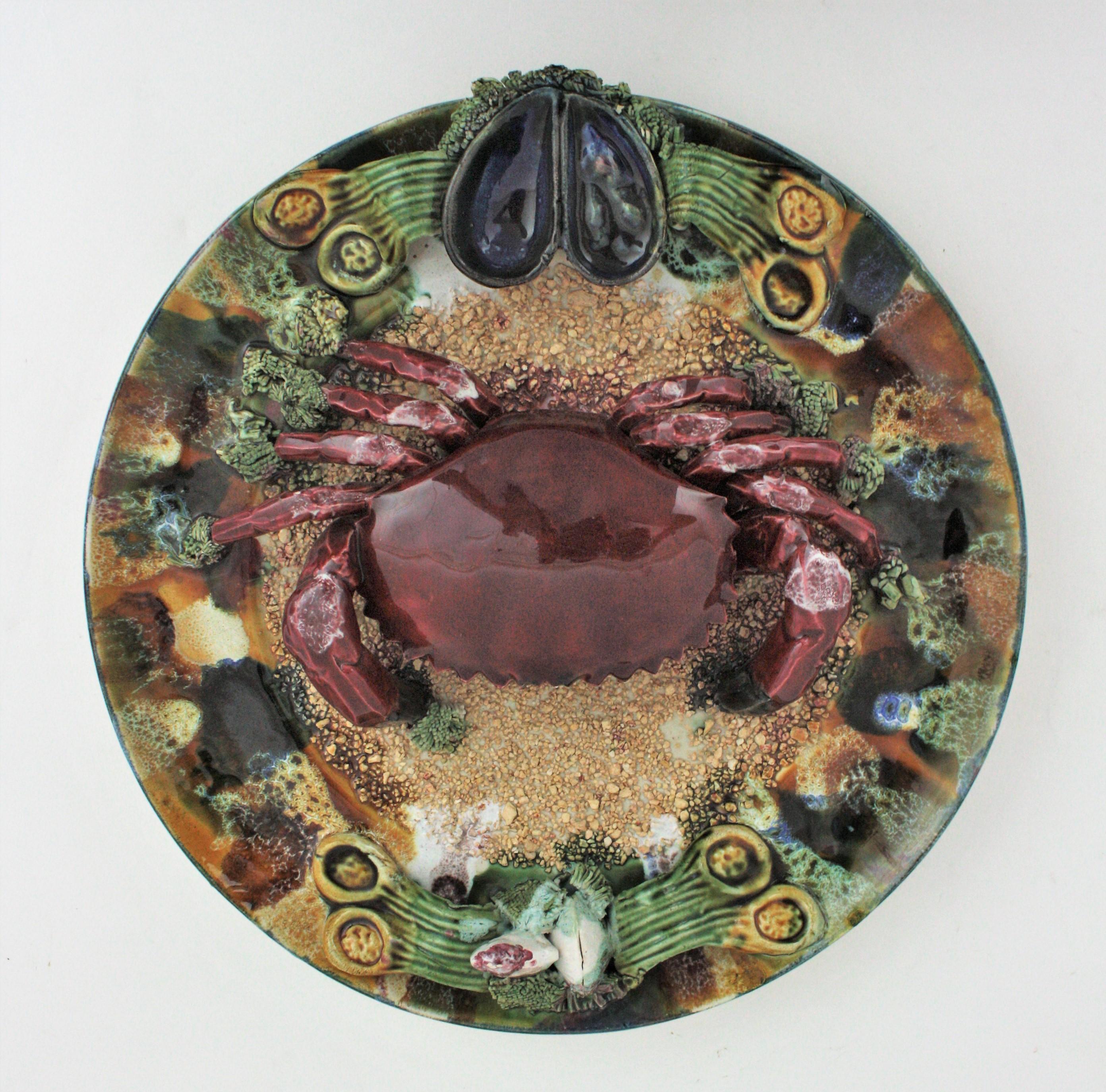 Extra Large Majolica Ceramic Trompe L' Oeil Wall Plate Crab Design For Sale 2