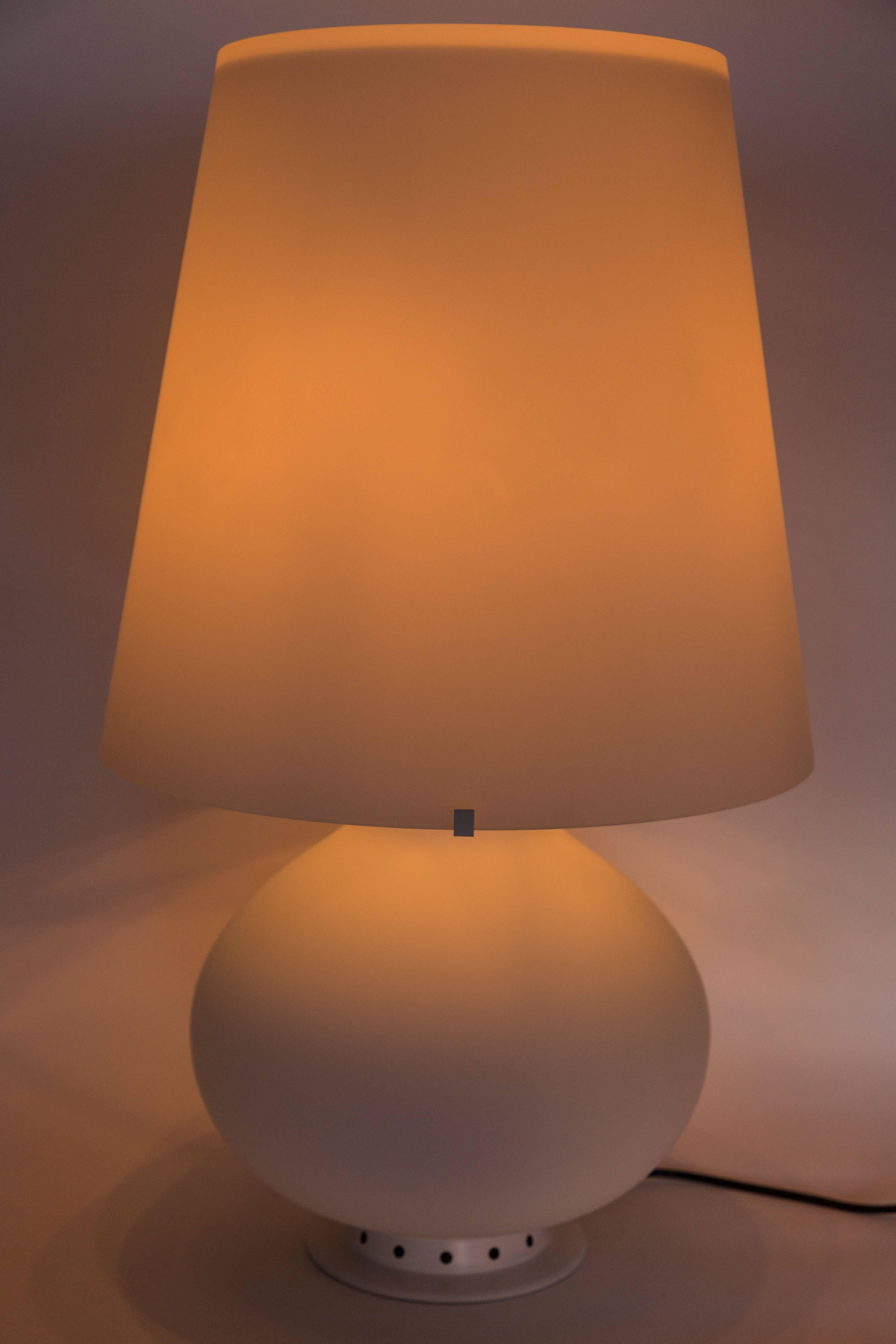 Opaline Glass Large Max Ingrand Model #1853 'Fontana' Glass Table Lamp for Fontana Arte