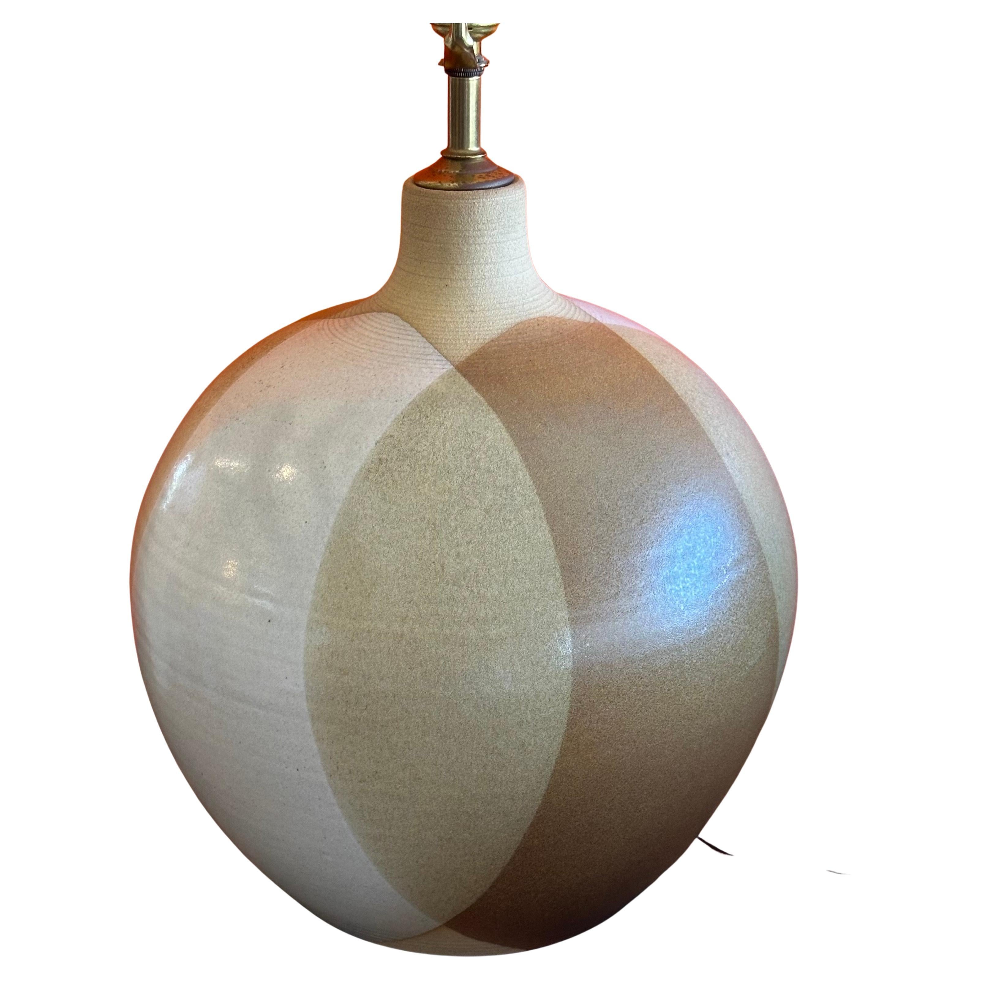 Americano Extra Large MCM Studio Pottery Stoneware Table Lamp by Larry & Terry Brown in vendita