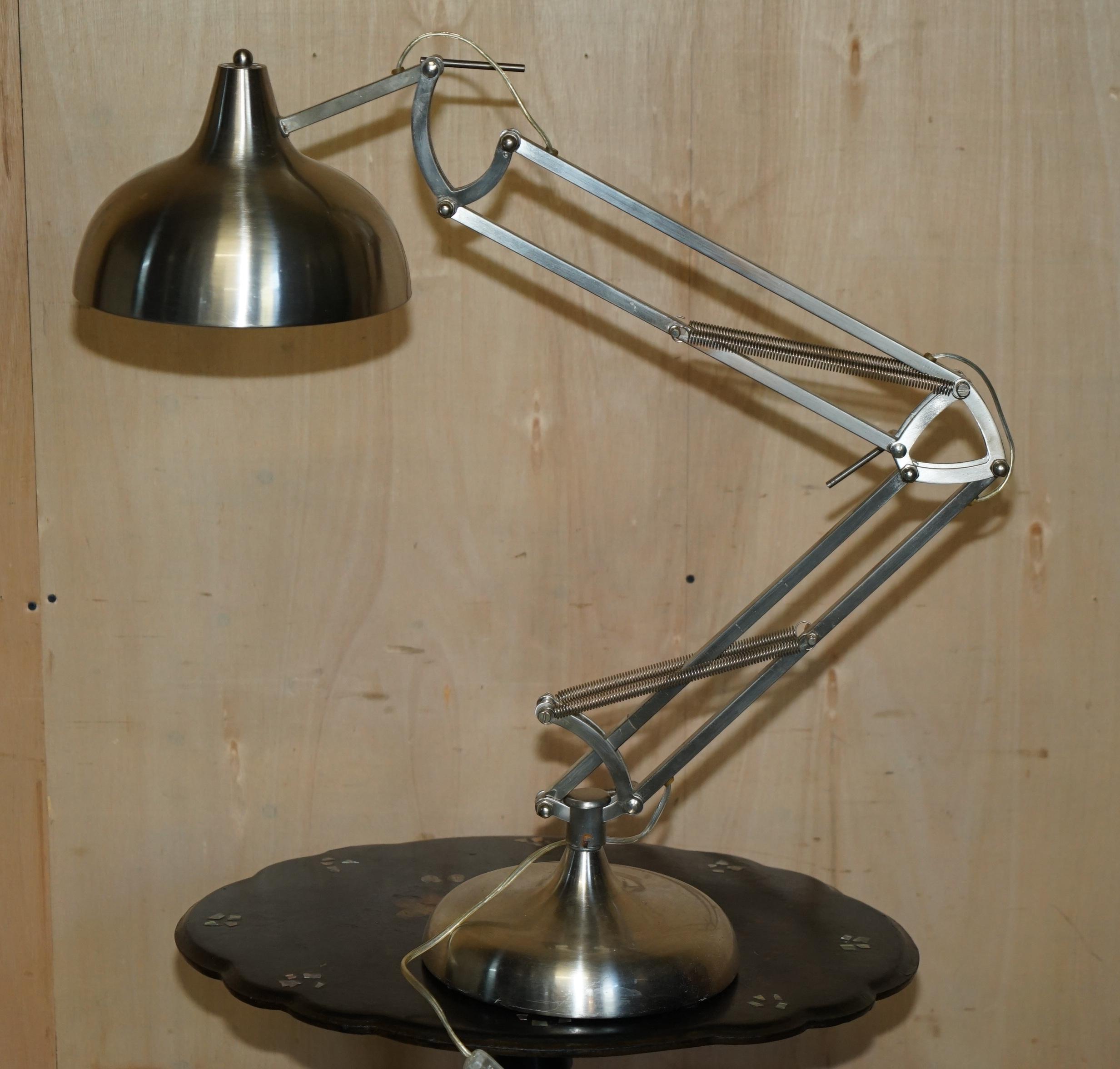 EXTRA LARGE MiD CENTURY MODERN ANGLEPOISE ARTICULATED TABLE LAMP FROM NICE For Sale 3