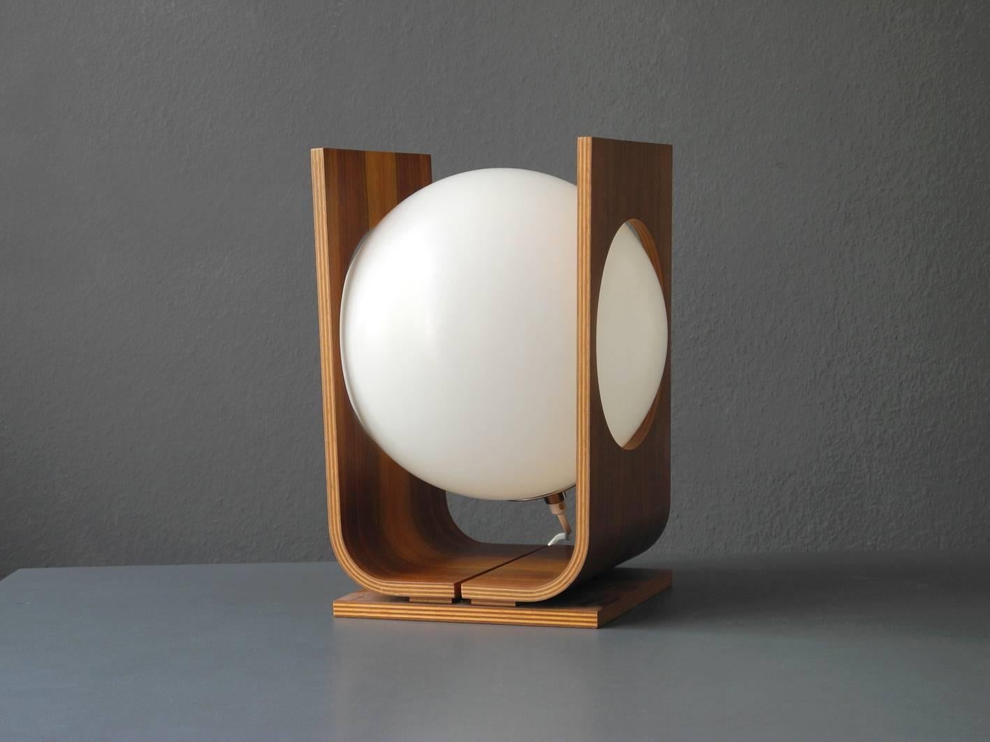 Extra Large Mid-Century Modern Temde 1960s Plywood Table Lamp with Walnut Veneer In Good Condition In München, DE