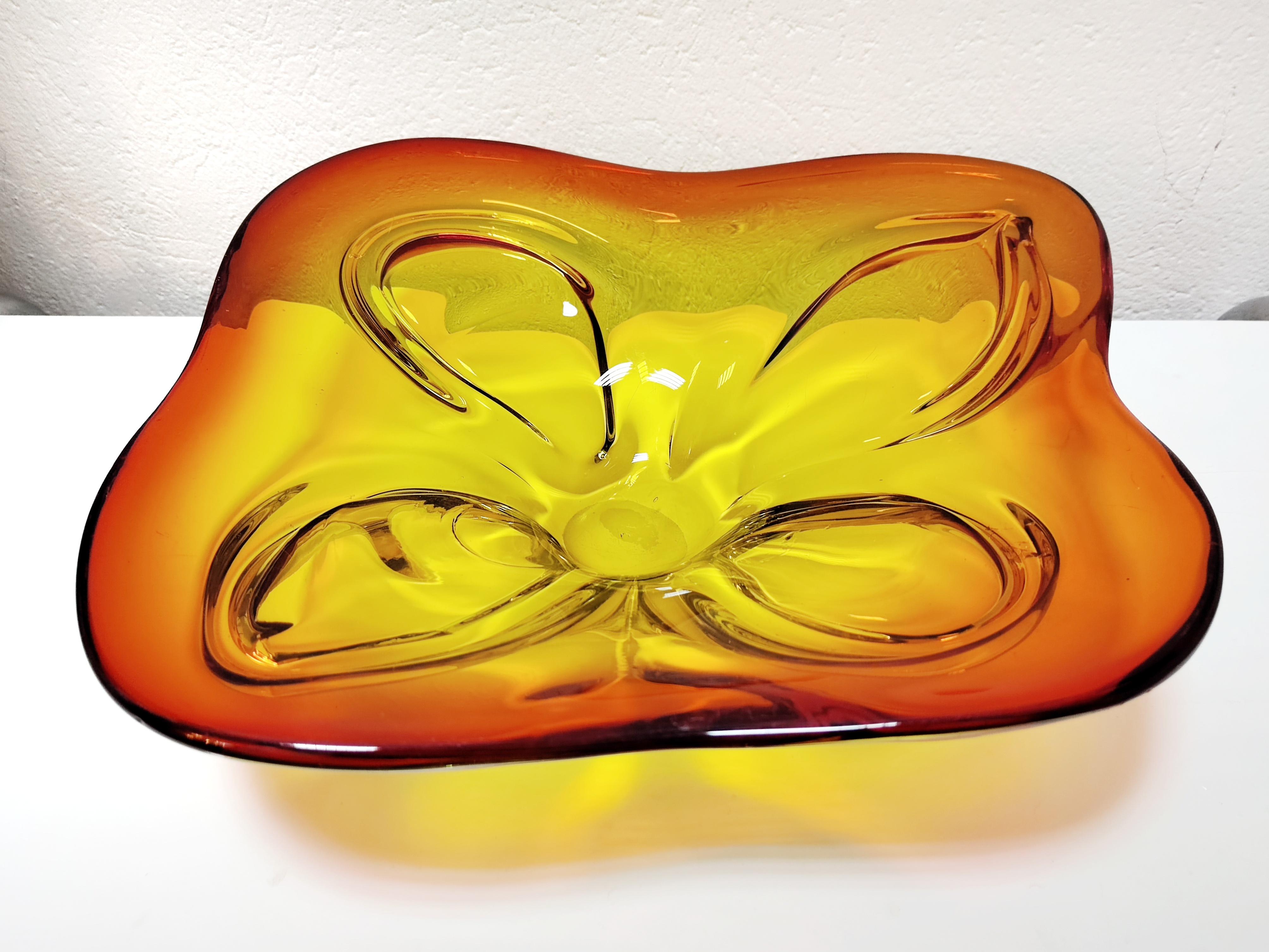 Italian Extra Large Mid Century Modern Yellow and Orange Murano Glass Centerpiece For Sale