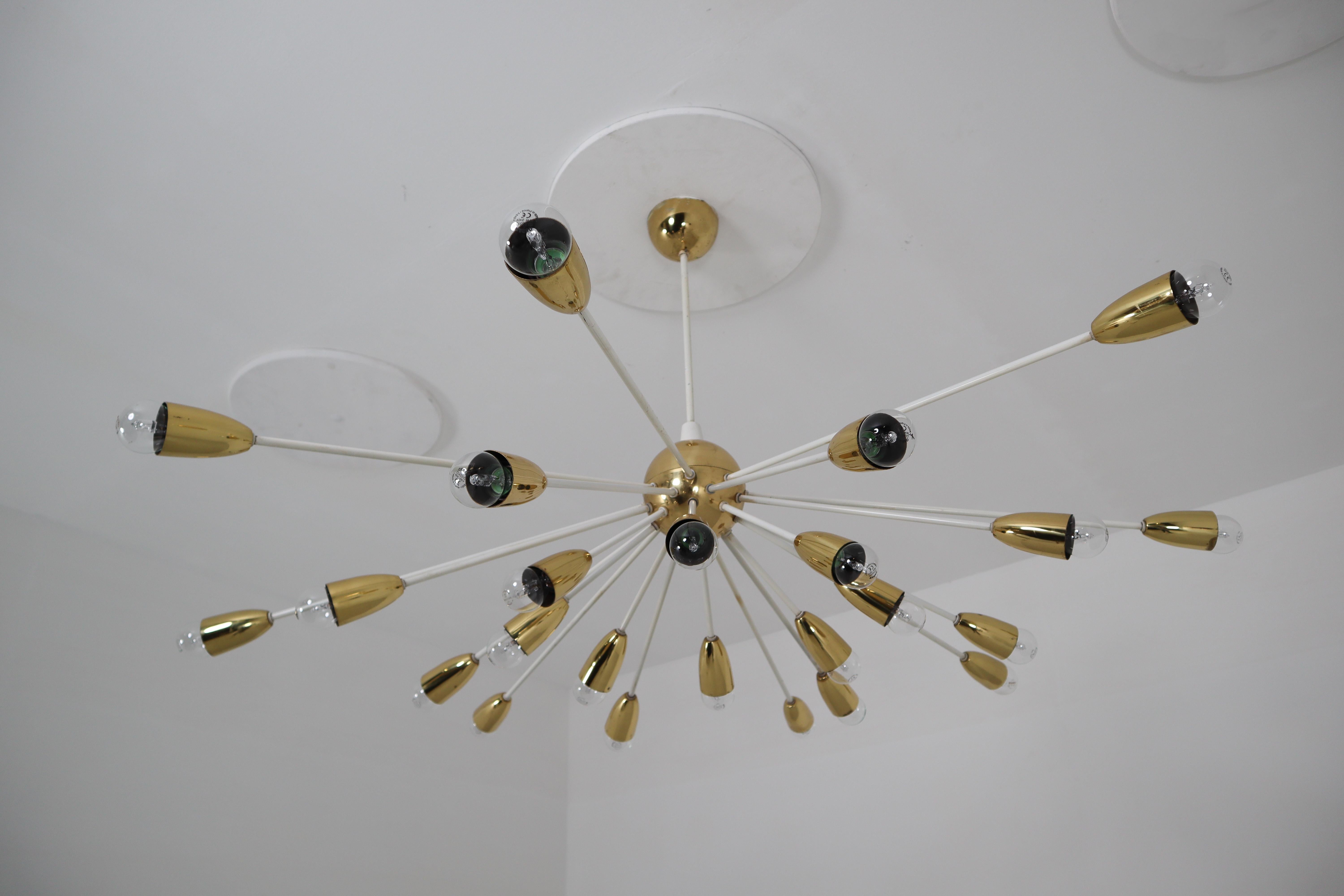 Extra Large Mid-Century Modernist Sputniks Chandeliers in Brass Praque, 1970s 6