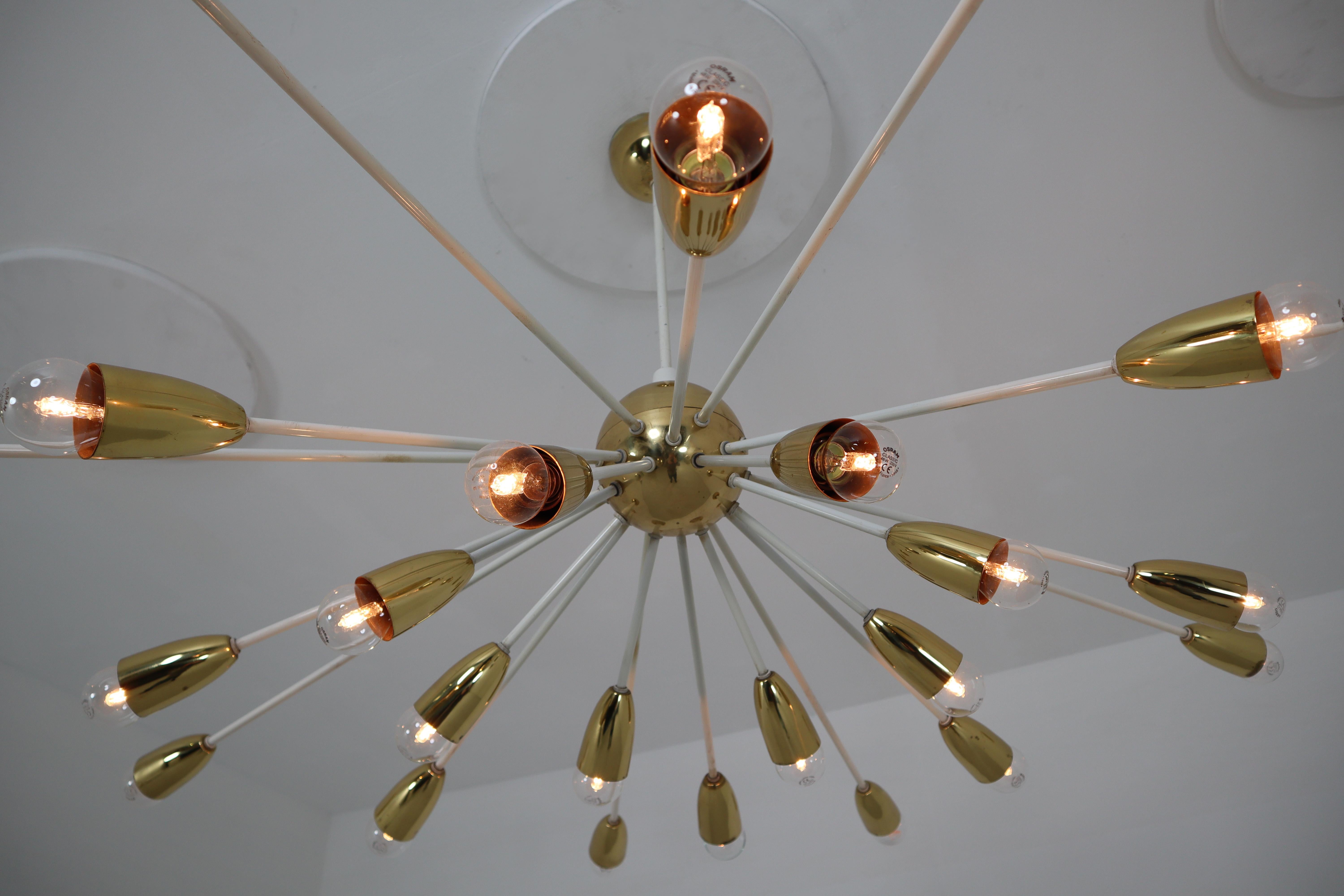 Extra Large Mid-Century Modernist Sputniks Chandeliers in Brass Praque, 1970s 3