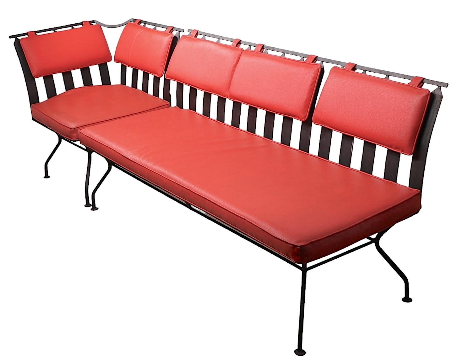Extra large Mid Century  Courroie en métal et fer forgé Woodard  Canapé en vente 4