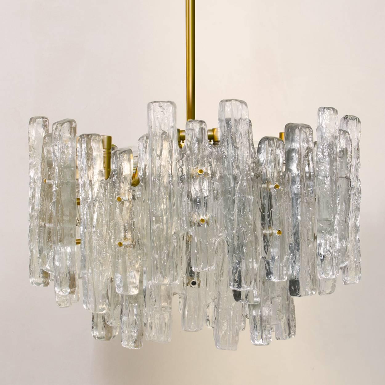 Extra Large Modern Three-Tiered Kalmar Ice Glass Chandelier In Good Condition In Rijssen, NL