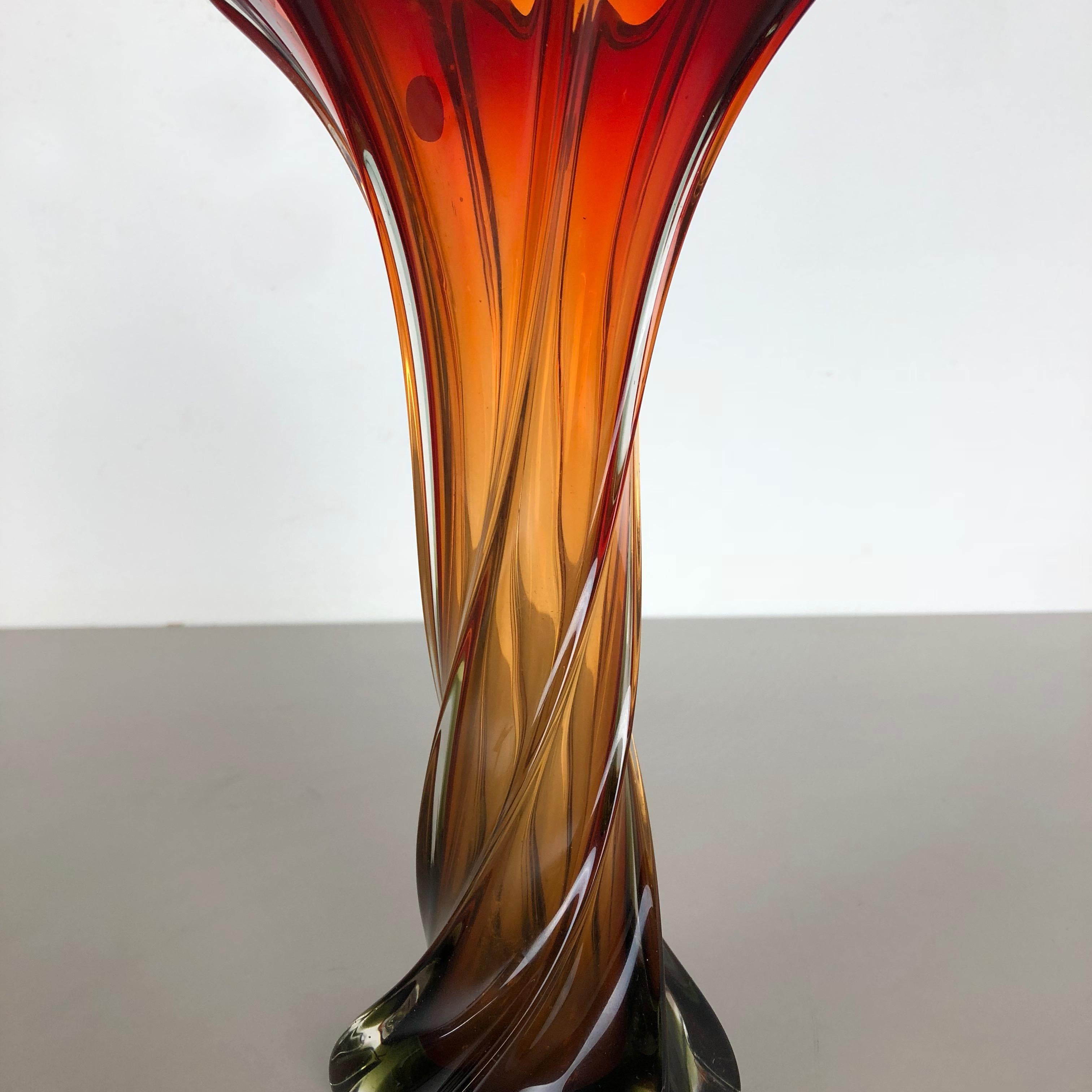 Extra Large Multi-Color Floral Glass Sommerso Vase Made in Murano, Italy, 1960s In Good Condition In Kirchlengern, DE