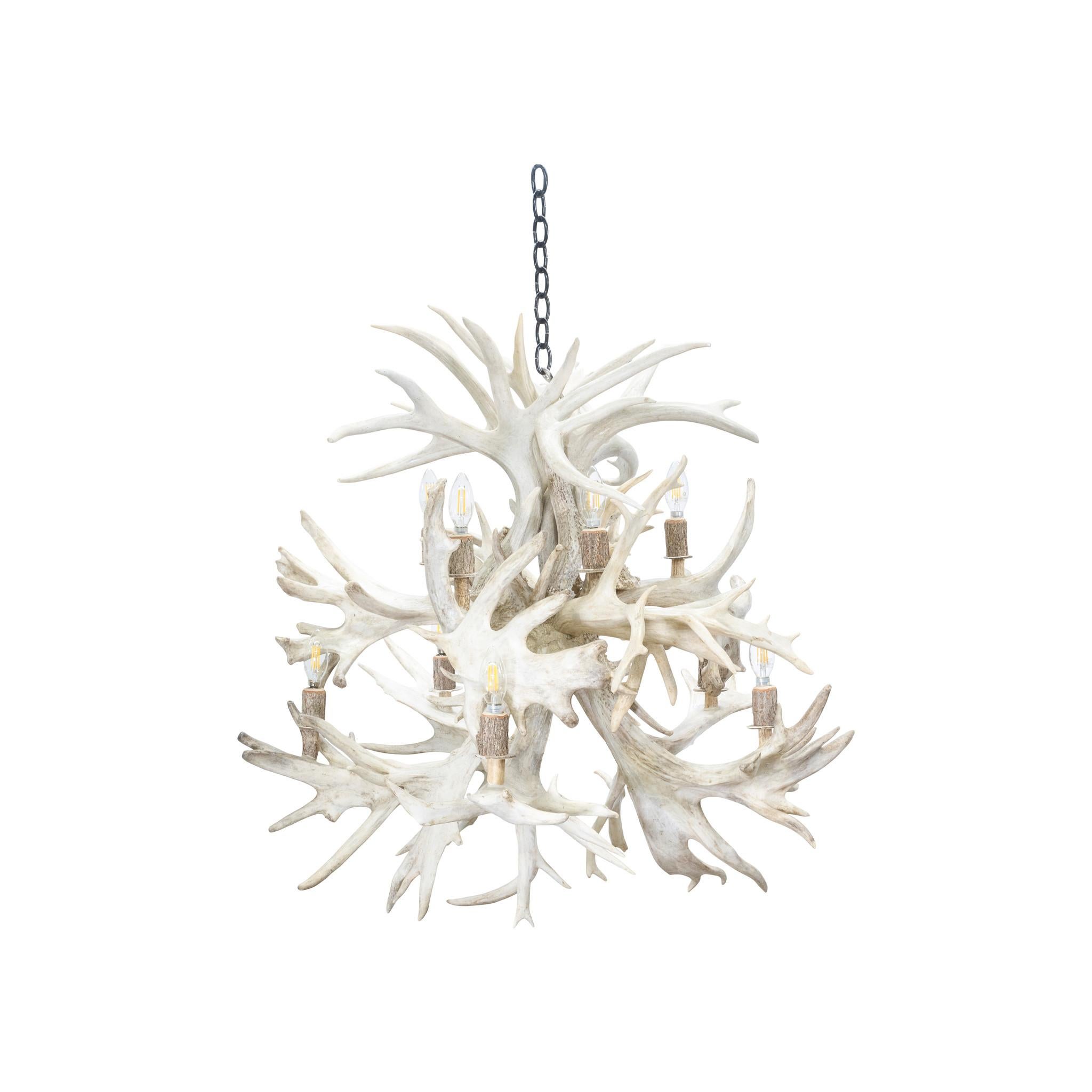 XXIe siècle et contemporain Très grand lustre à boule de feu en bois de cerf de Virginie naturel en vente