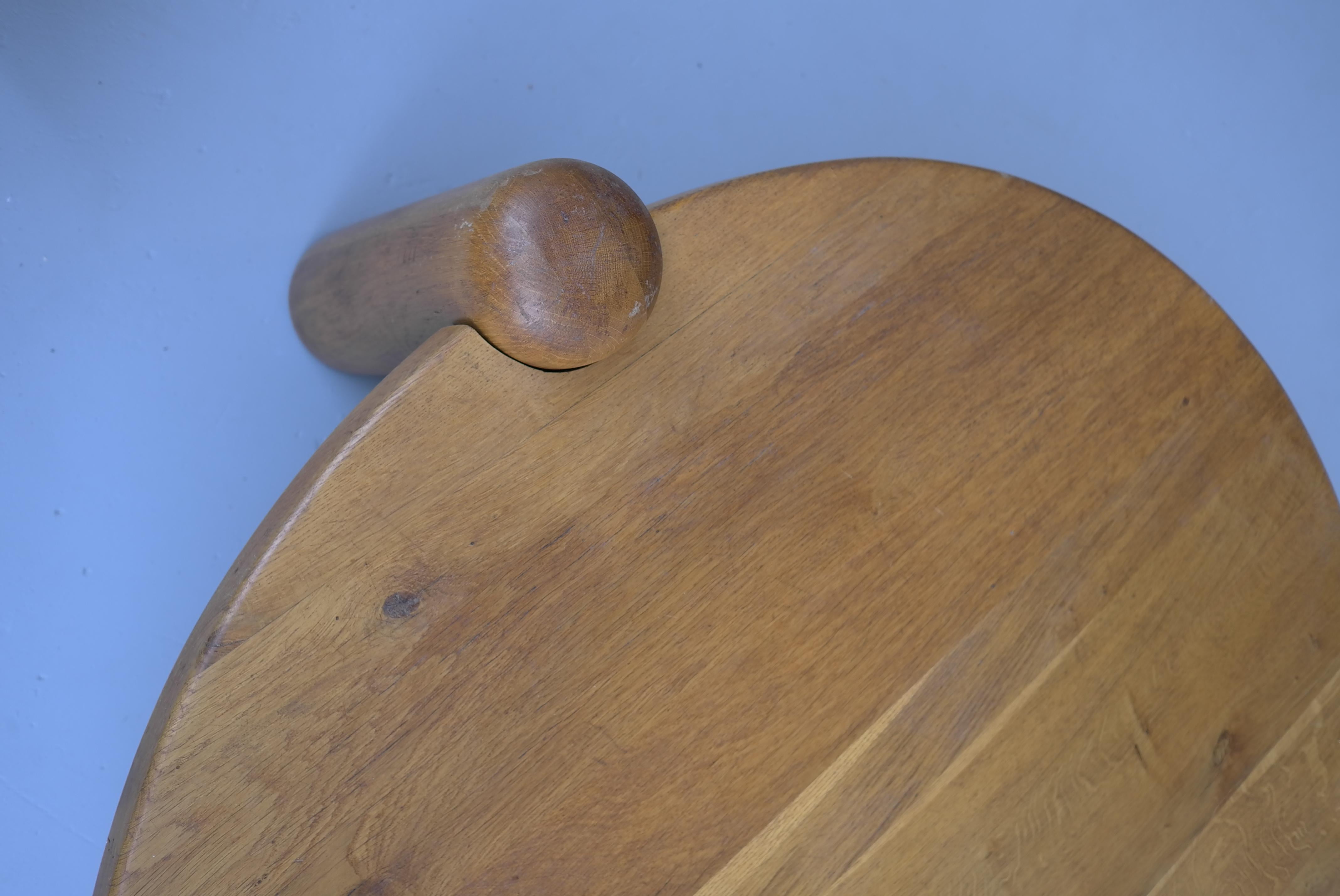 Mid-20th Century Extra Large Oak Round Coffee Table in Style of Charlotte Perriand, France, 1960s