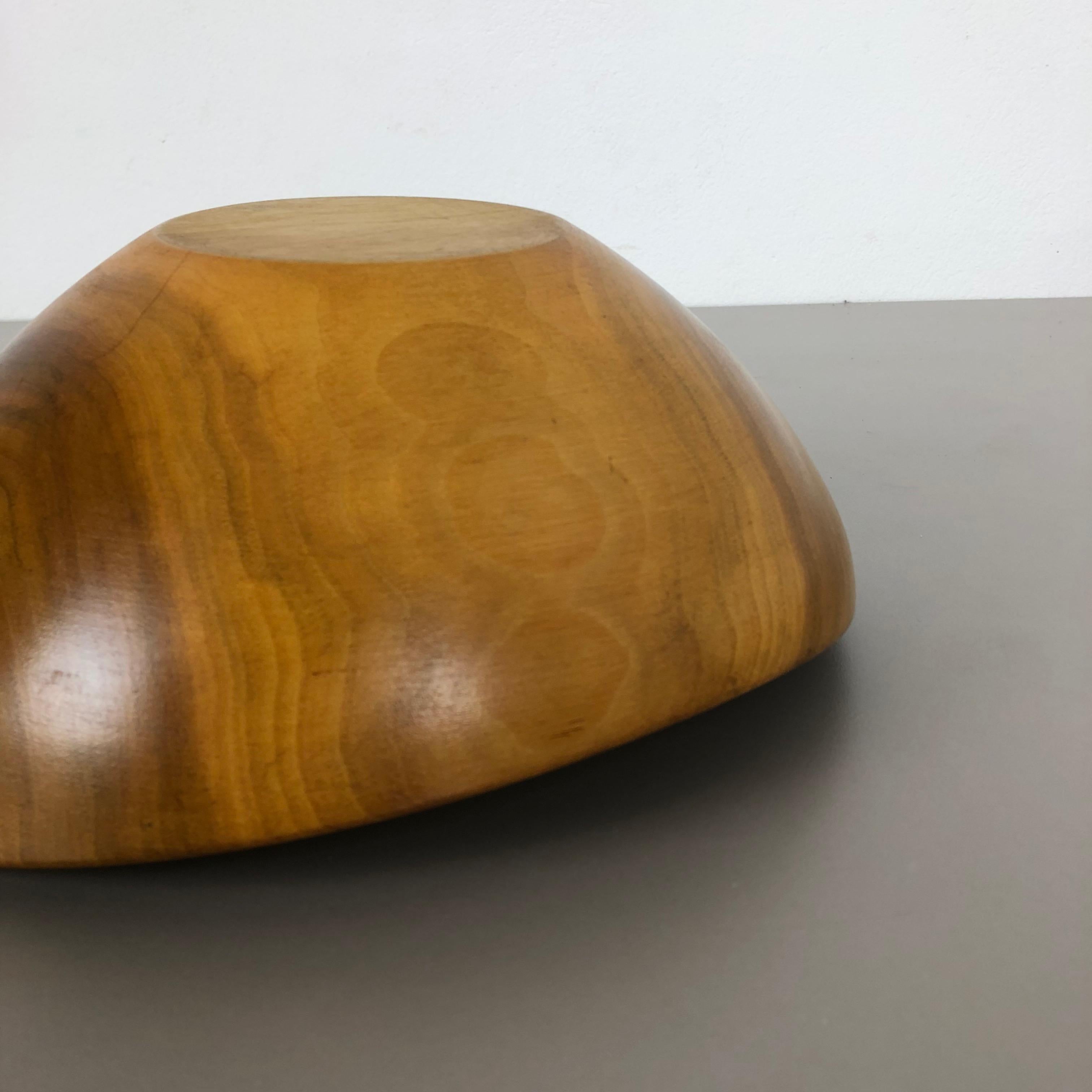 Extra Large Original Vintage Shell Bowl in Solid Walnut Wood, Germany, 1970s 8