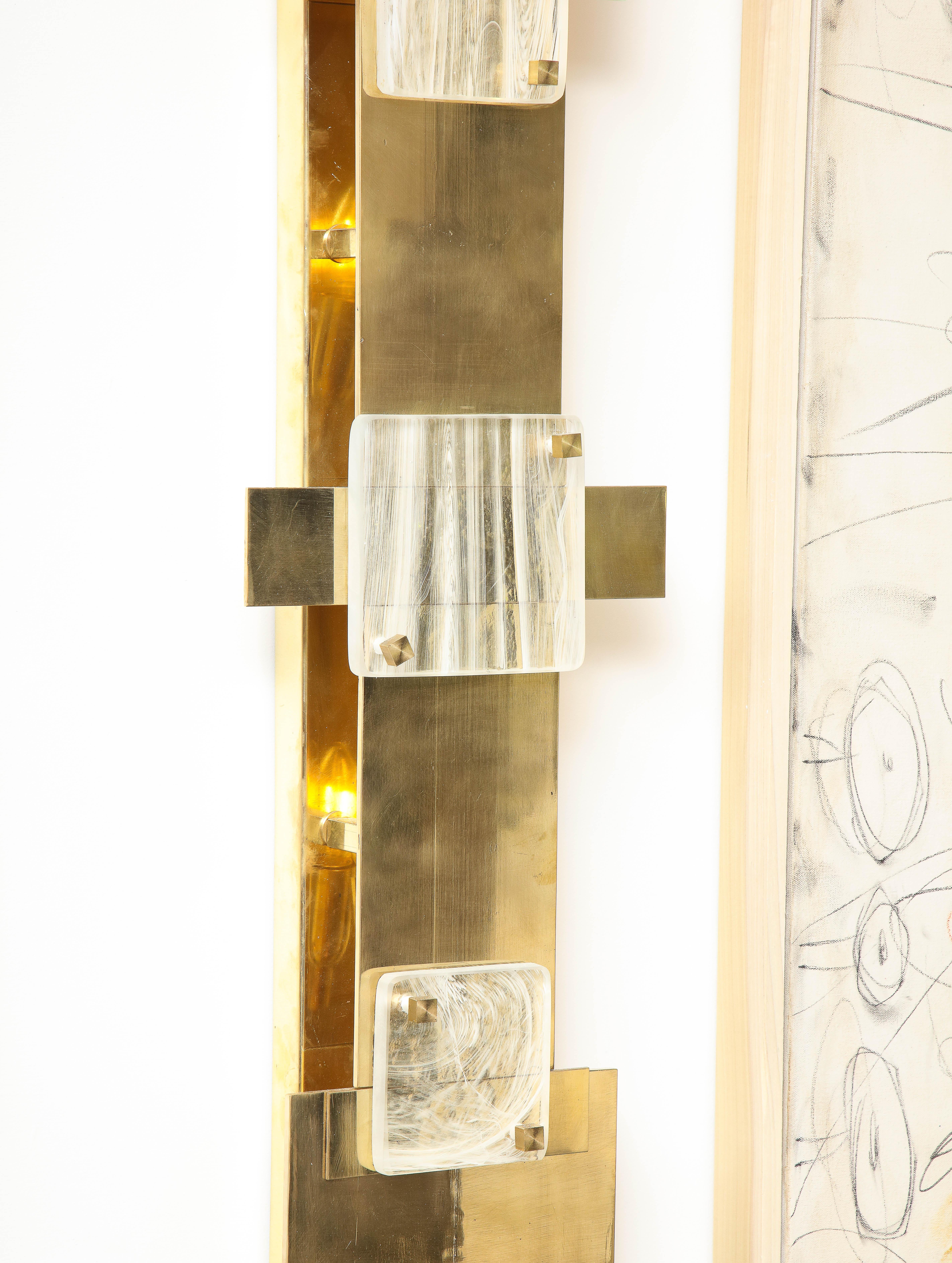 Large Pair of Brass and Clear and White Swirl Murano Glass Cubist Sconces, Italy For Sale 8