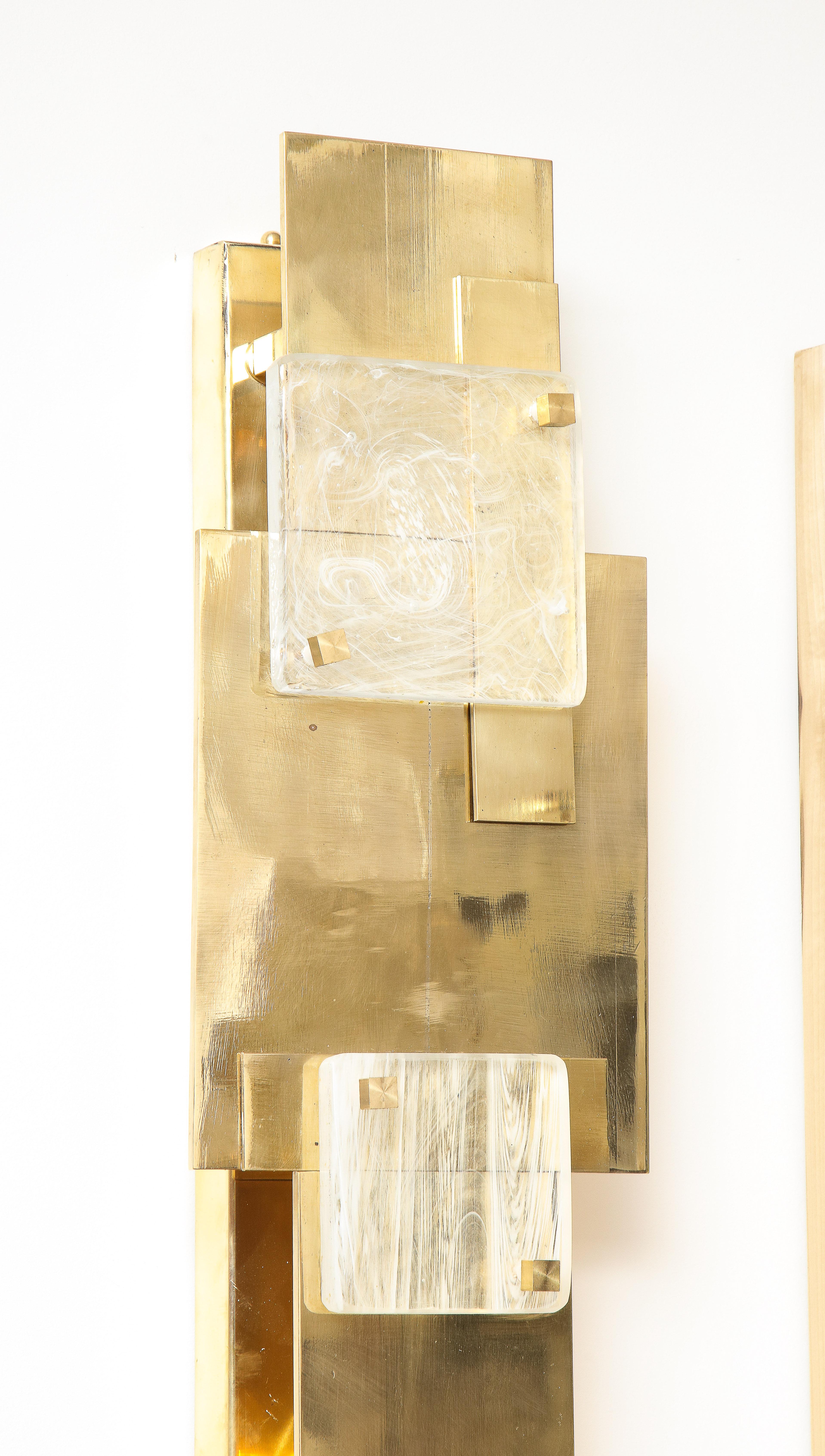 Large Pair of Brass and Clear and White Swirl Murano Glass Cubist Sconces, Italy For Sale 10