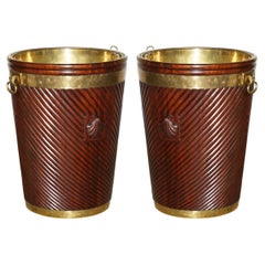 Herramientas metálicas para chimeneas y cubos para chimeneas