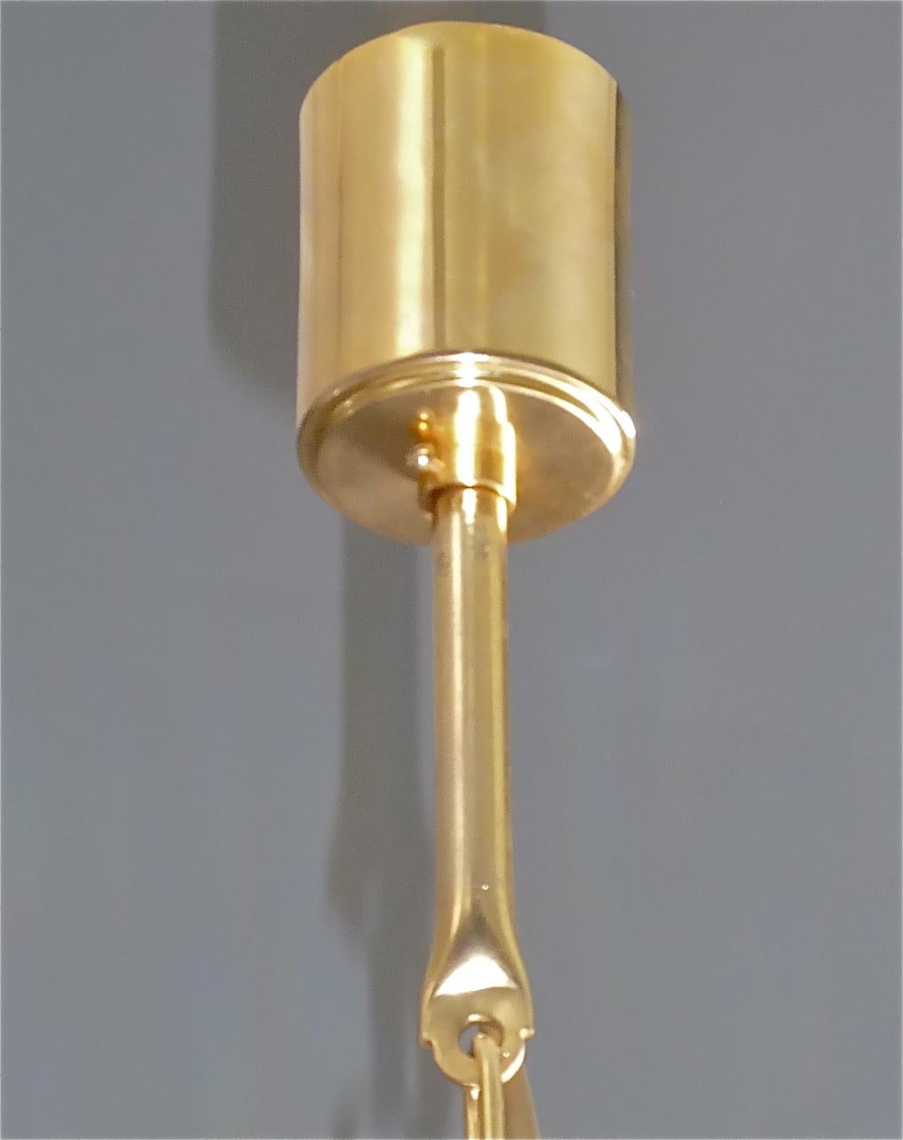 Großer kaskadenförmiger Palwa-Kronleuchter aus vergoldetem Messing und facettiertem Kristallglas, 1960er Jahre im Angebot 1