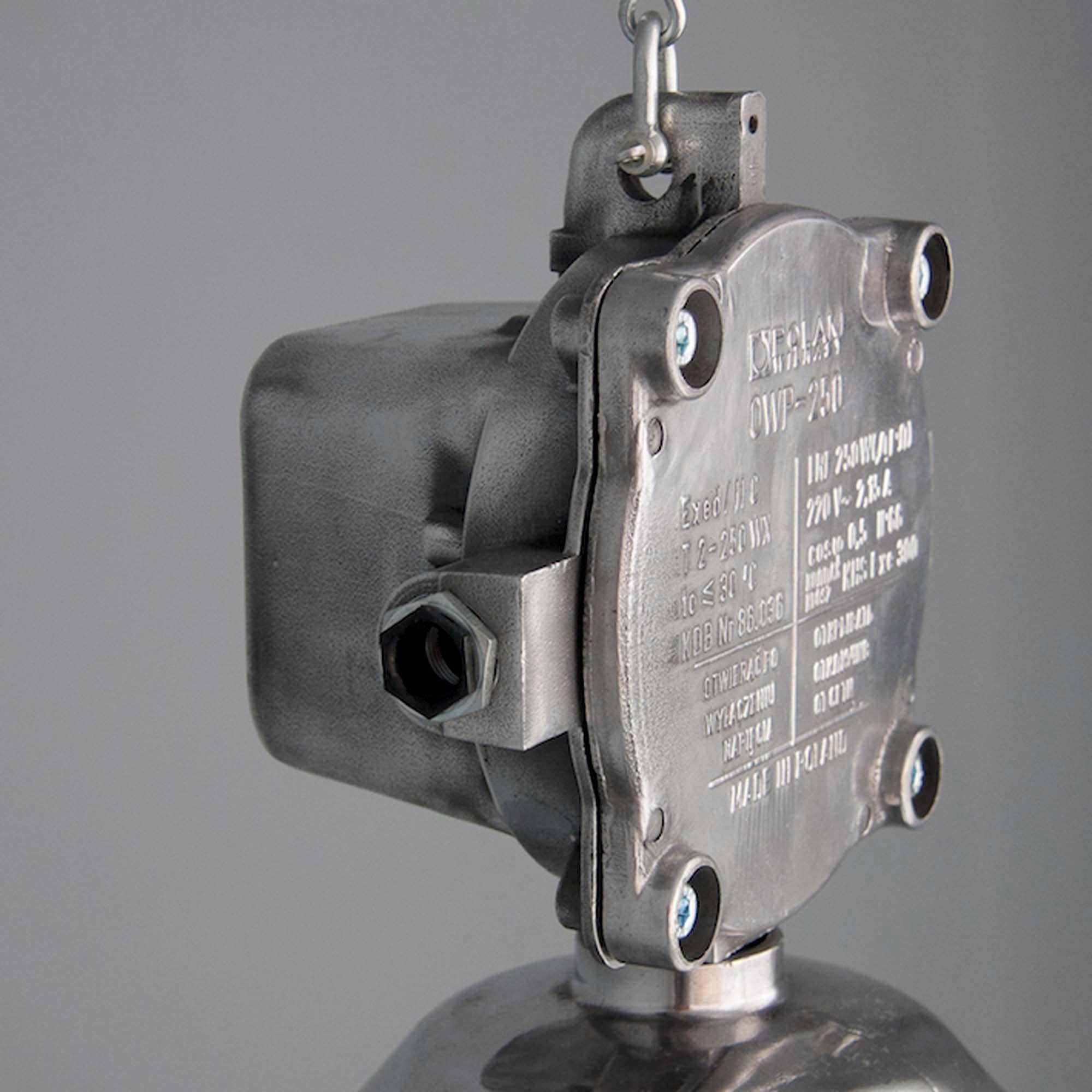 Extra große polnische Vintage-Industriekäfig-Deckenleuchte von Polam-Wilkasy (Ende des 20. Jahrhunderts) im Angebot