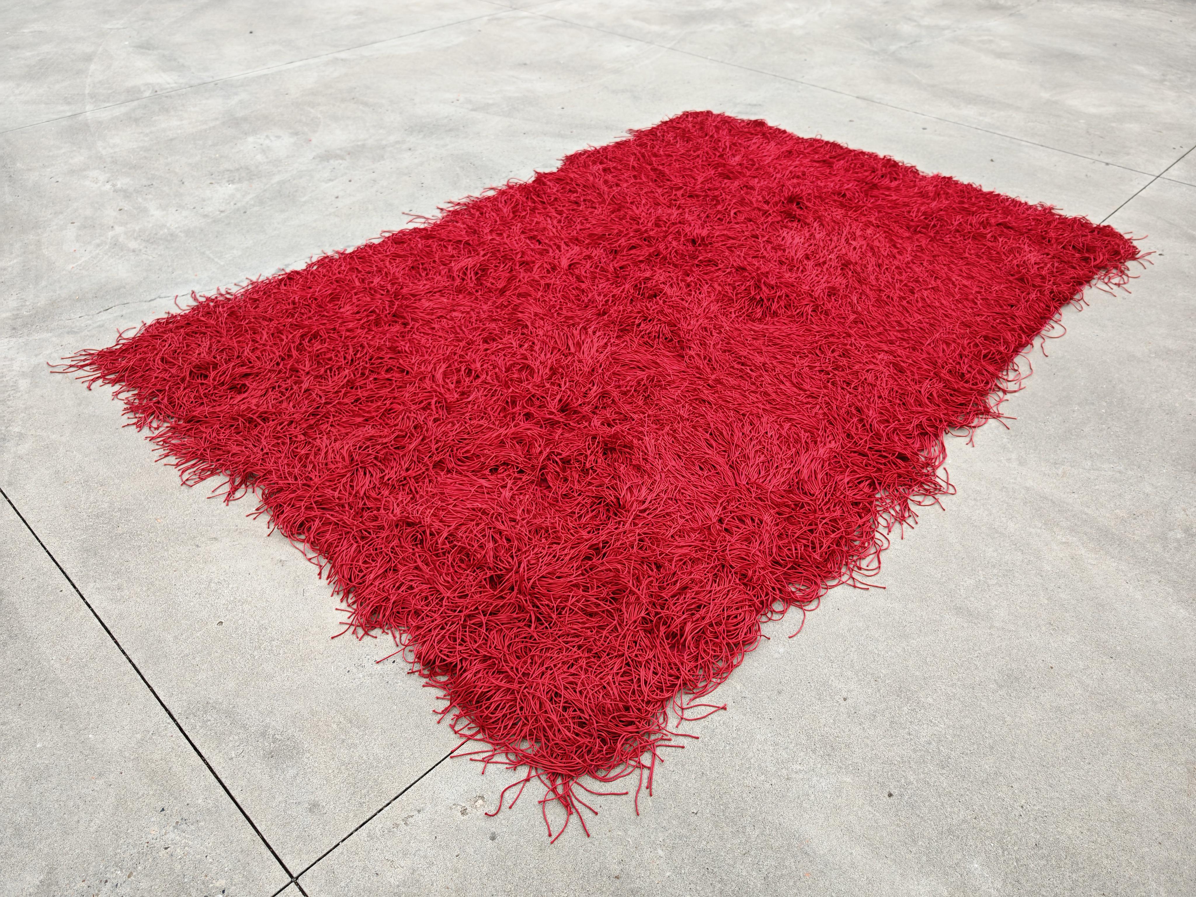 Post-Modern Extra Large Postmodern Spaghetti Rug with extra long threads by Kare Design For Sale