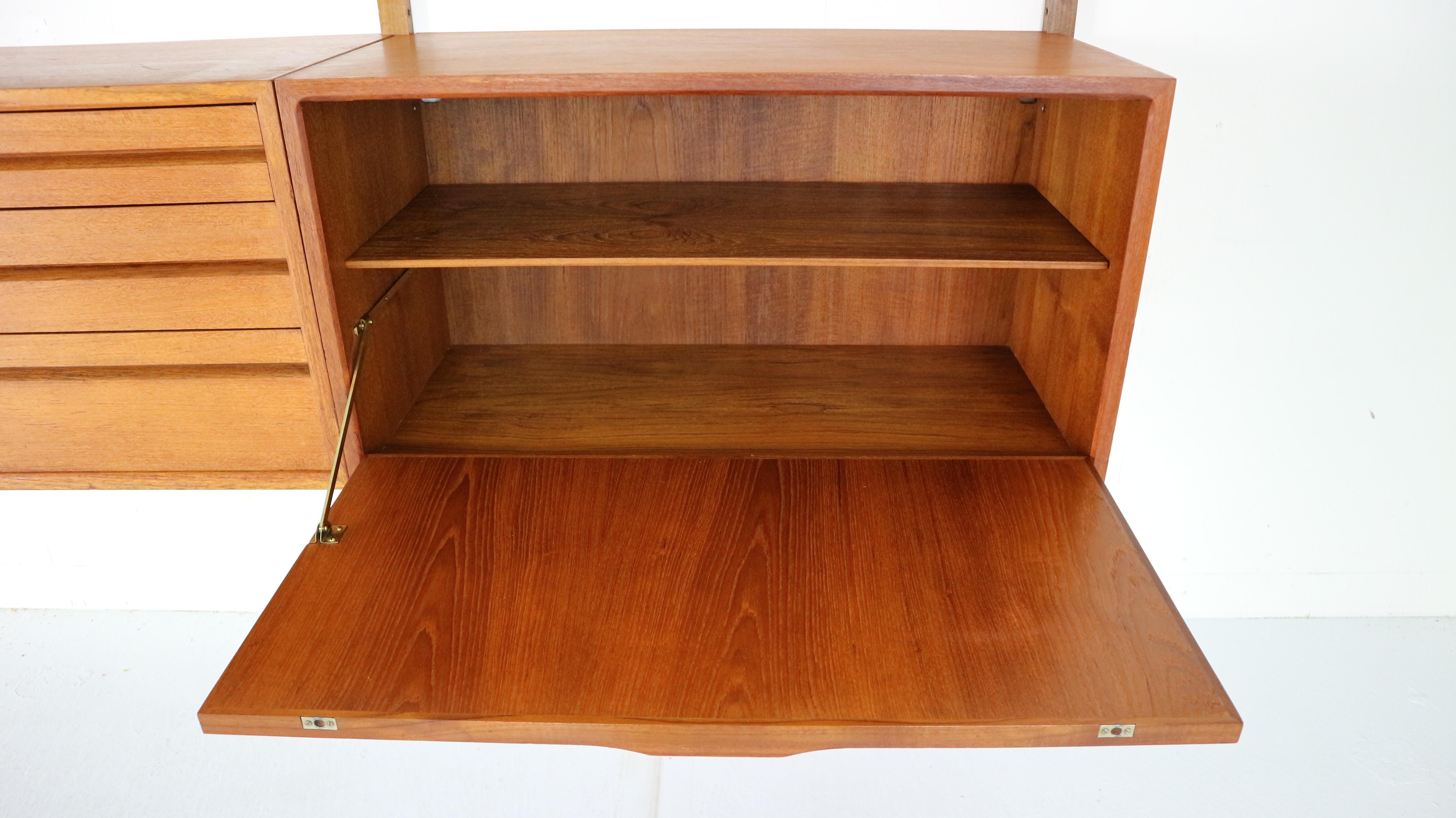 Extra Large Poul Cadovius for Royal System Wall System or Shelving Unit, 1950s 3