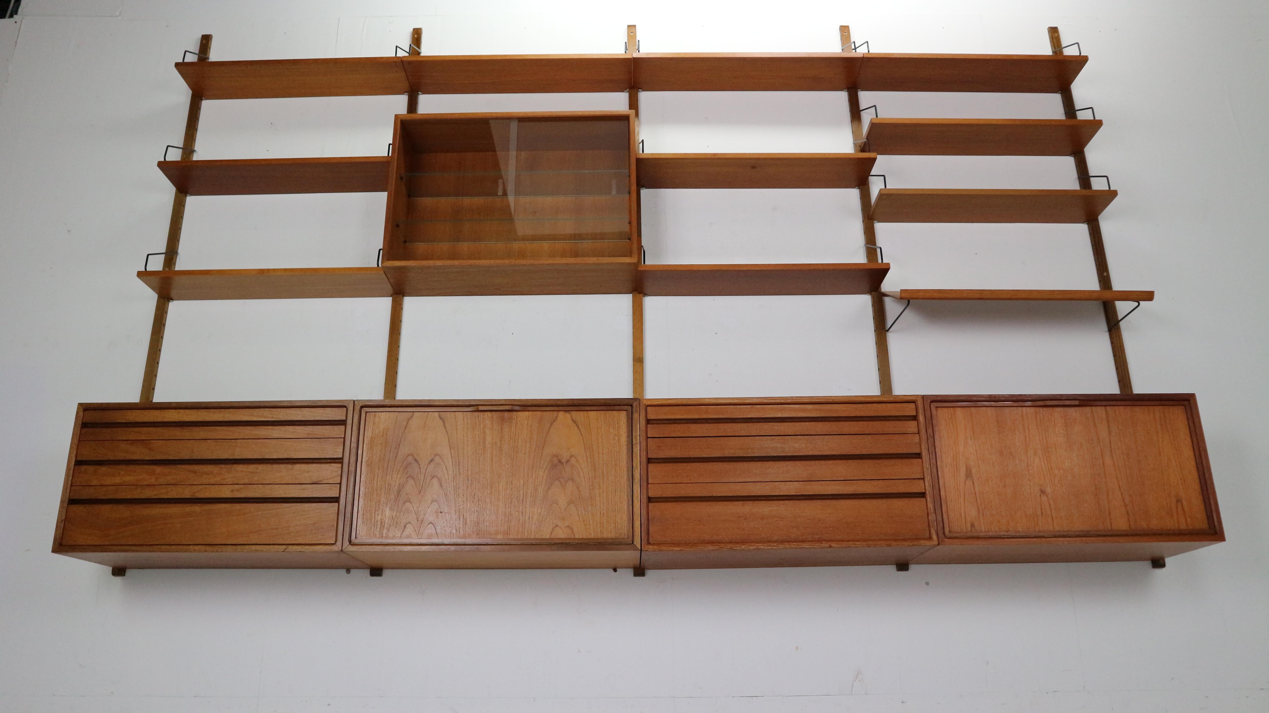 Mid-Century Modern Extra Large Poul Cadovius for Royal System Wall System or Shelving Unit, 1950s