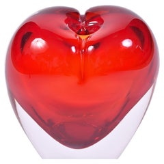 Florero o escultura extragrande en forma de corazón de cristal de Murano rojo