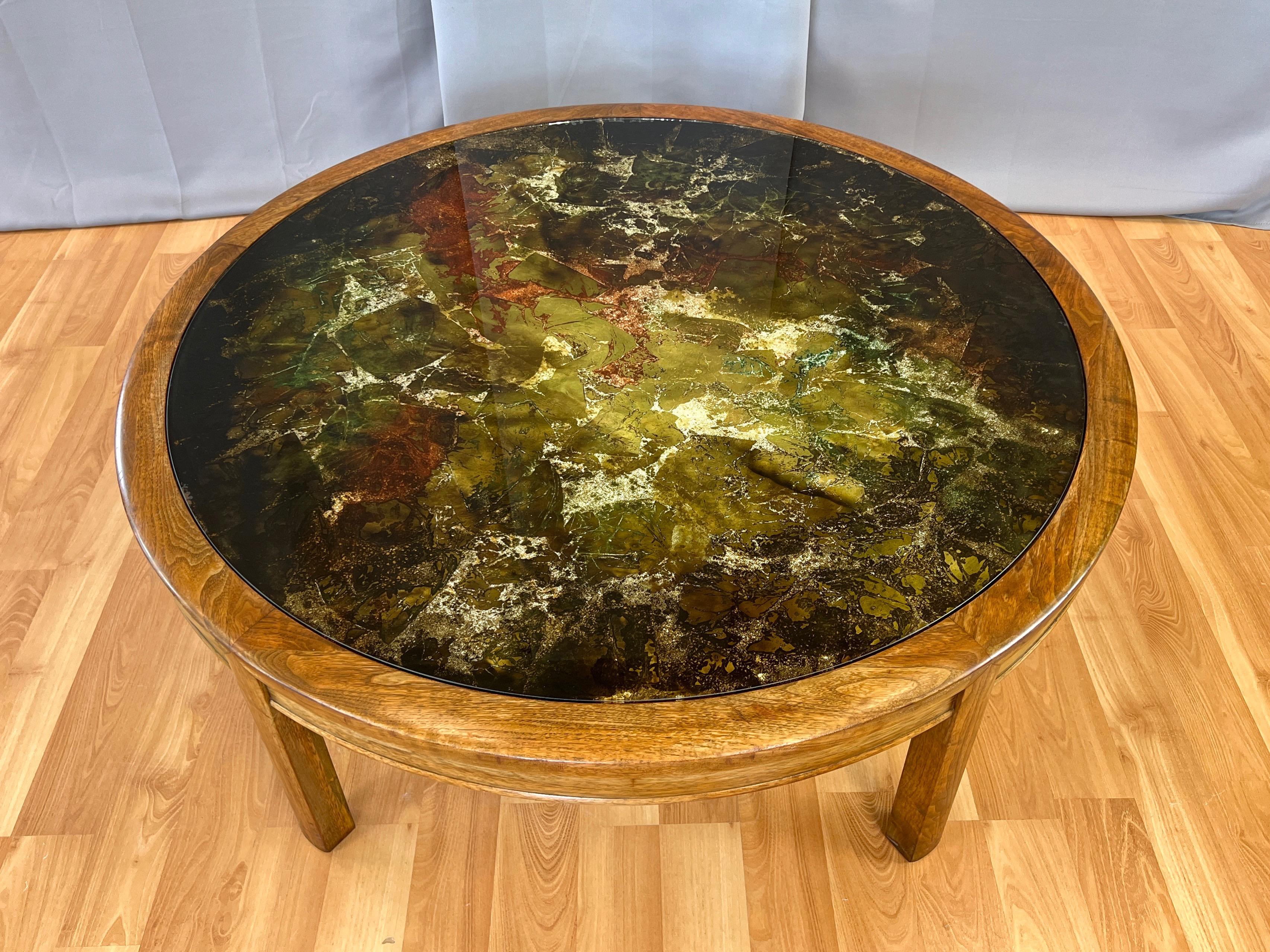 Extra-Large Round Abstract Verre Églomisé and Walnut Coffee Table, Late 1960s 1