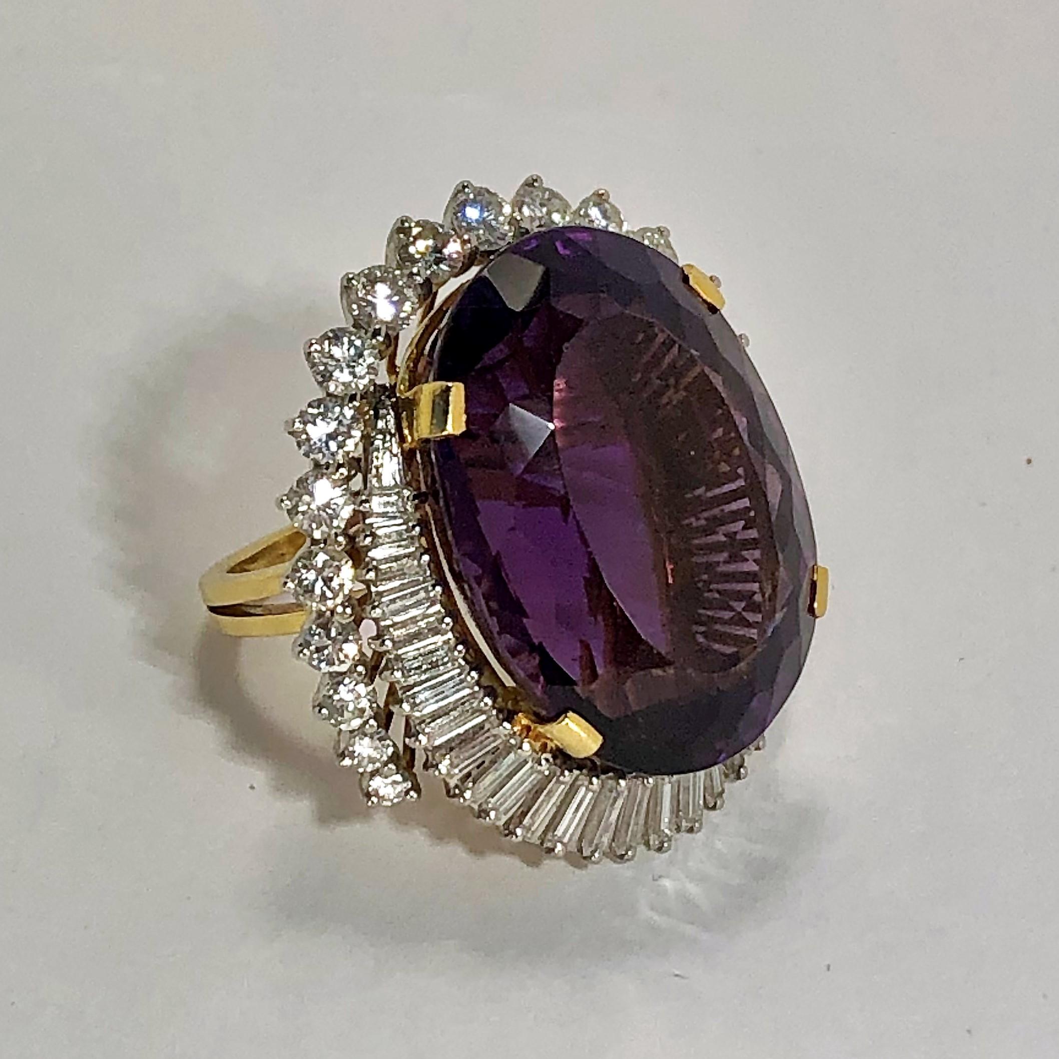 Extra Large Scale Amethyst Gold and Diamond Ring In Good Condition In Palm Beach, FL