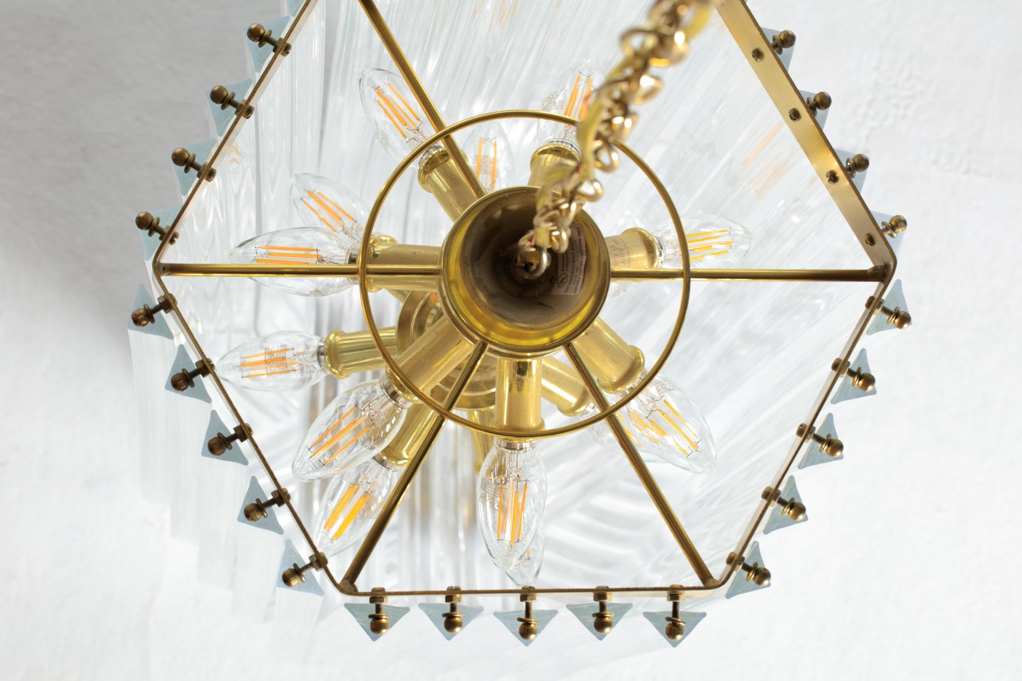 Extra Large Sculptural Lucite and Brass Chandelier, circa 1970s For Sale 5