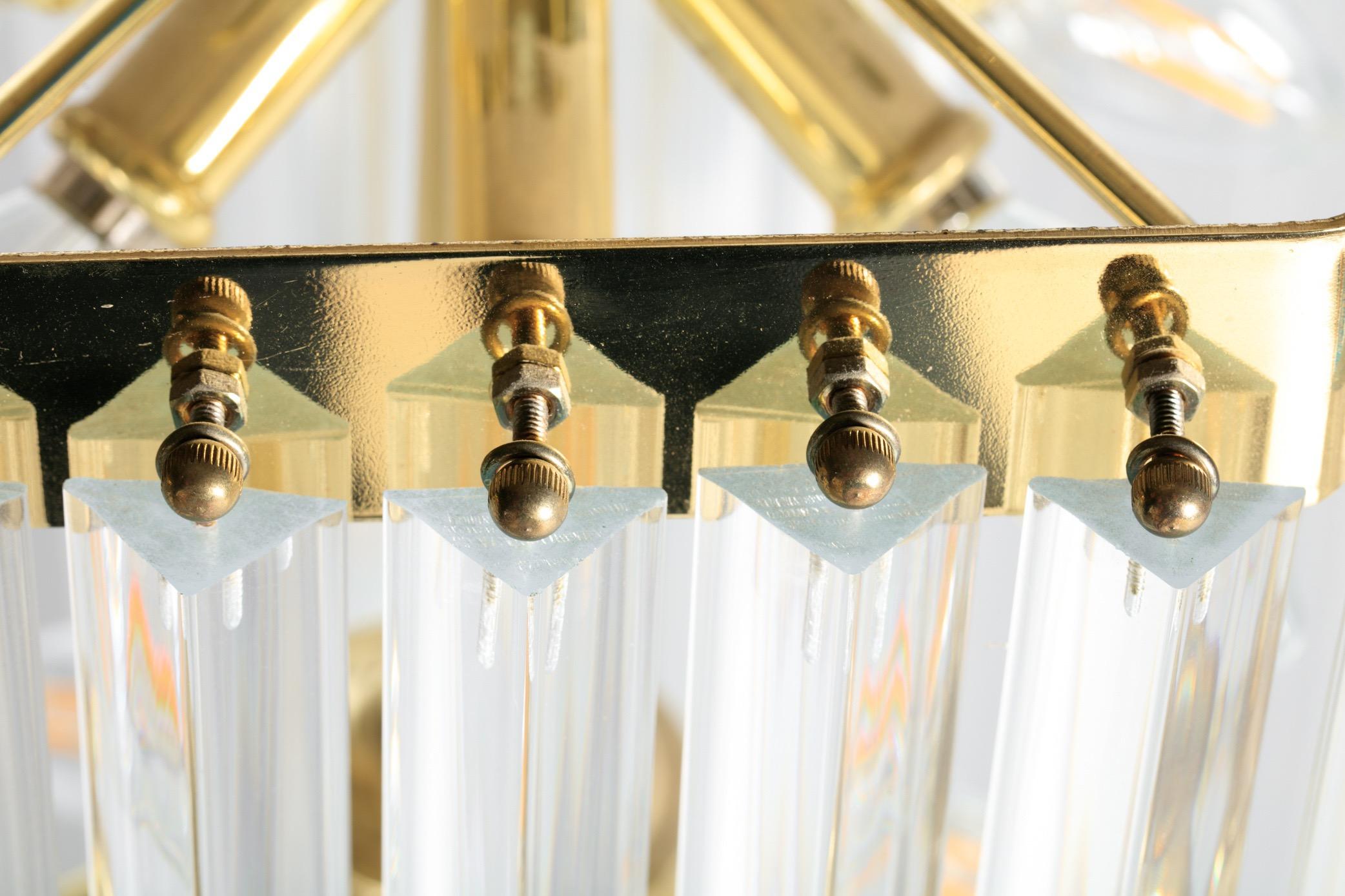 Extra Large Sculptural Lucite and Brass Chandelier, circa 1970s For Sale 3