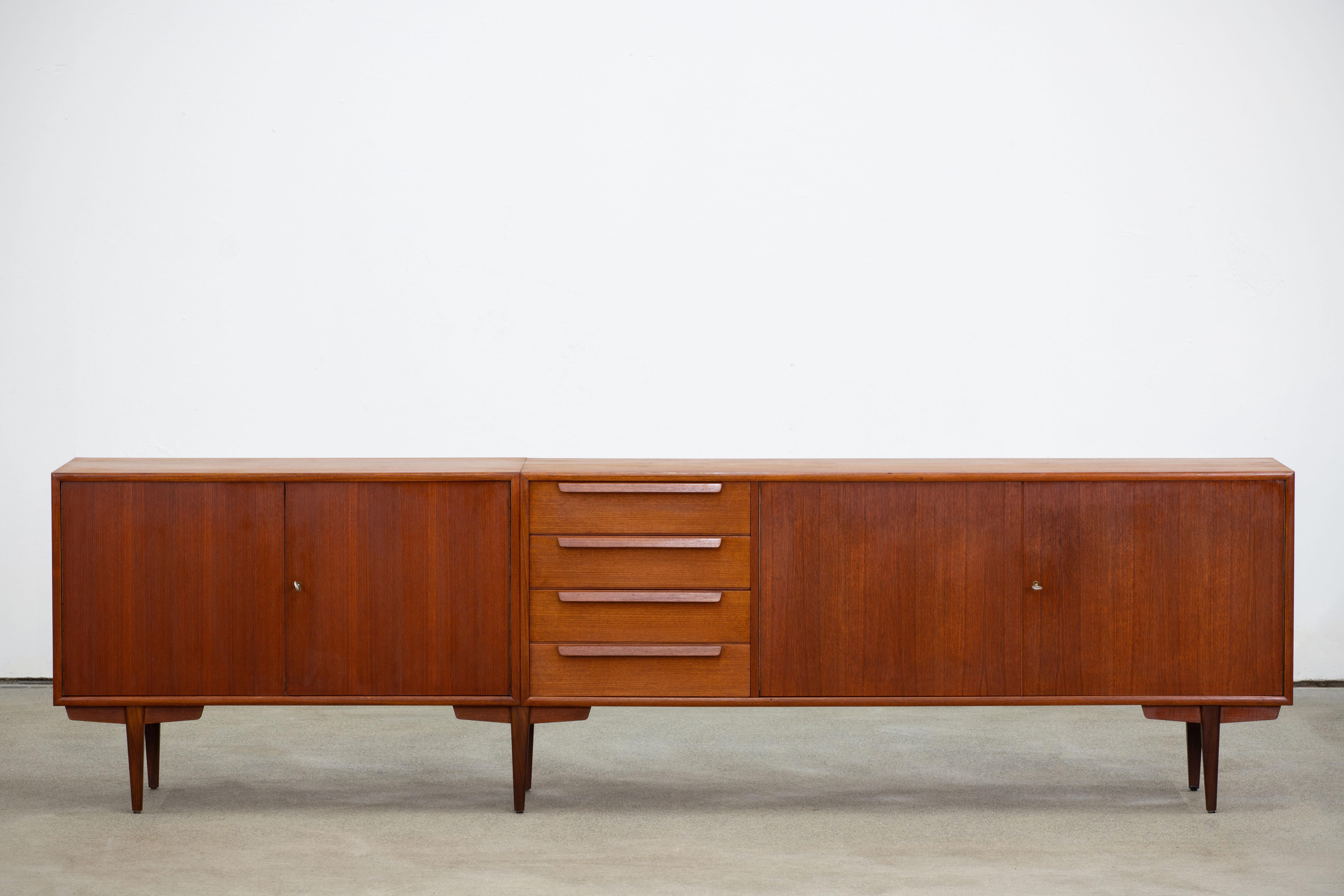 Mid-20th Century Extra-large sideboard in Teak, Denmark, 1960s