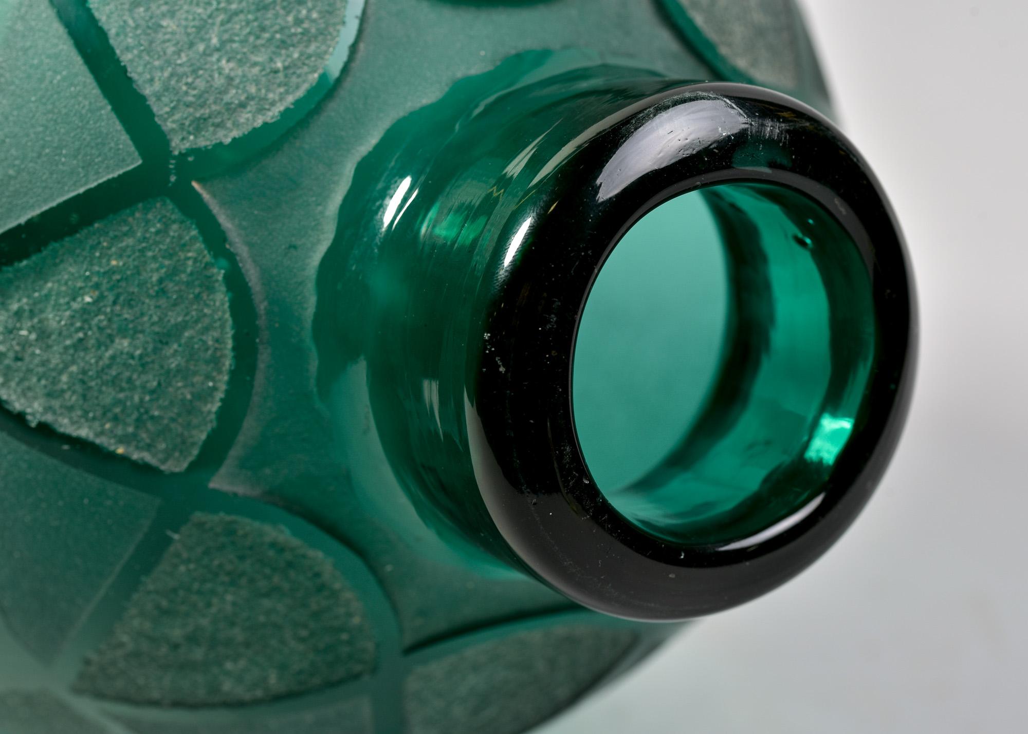 Extra Large Signed VerArt Sabino French Deco Deep Green Acid Etched Art Glass Va For Sale 6