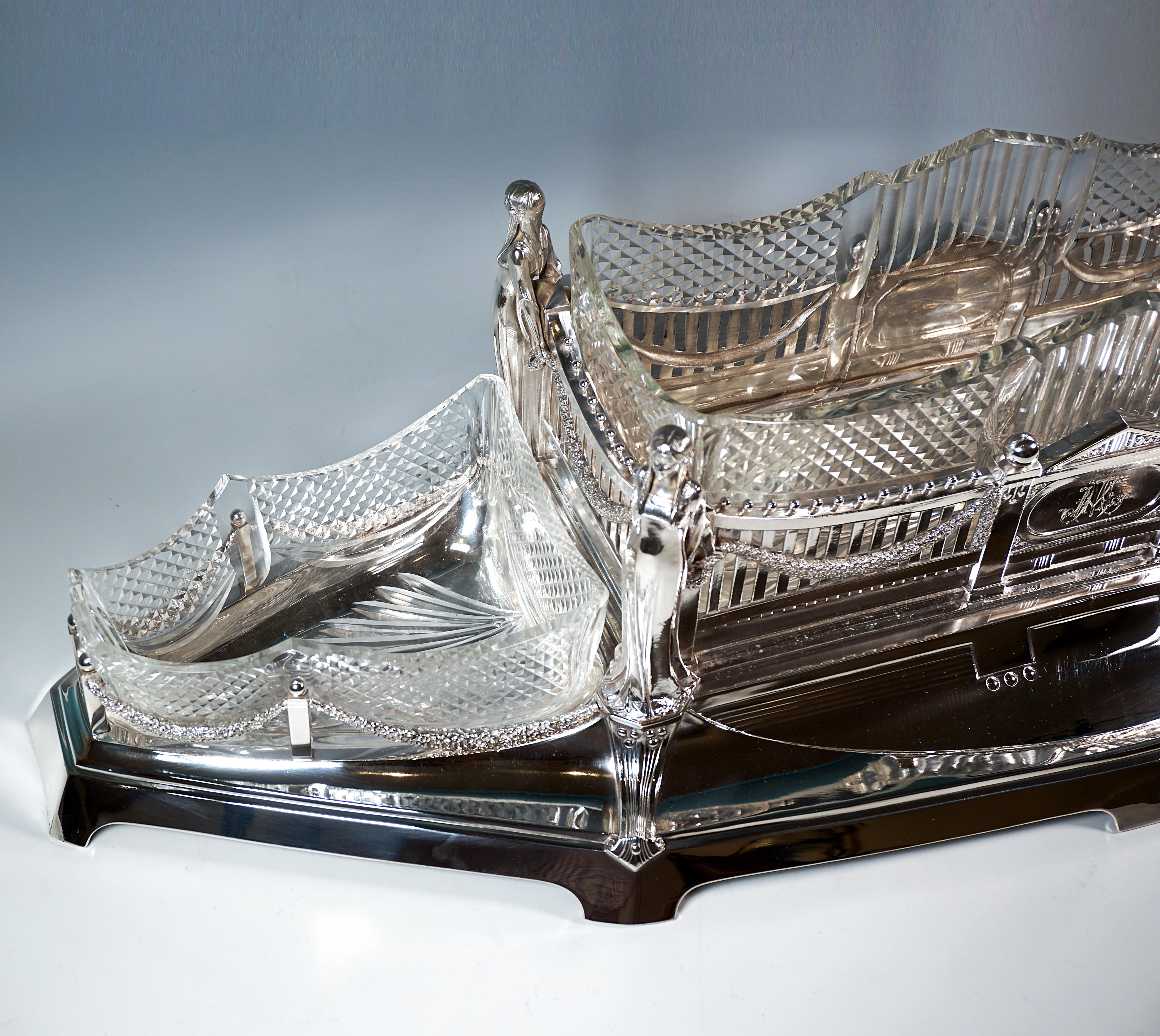 Extra große Silber-Jardiniere mit 3 Glaseinsätzen, Wilkens & Sons, Deutschland 1906 im Zustand „Gut“ im Angebot in Vienna, AT