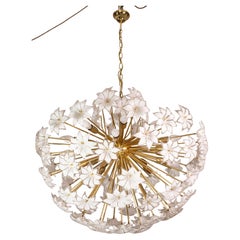 Extra Large Size 20 Light Murano Sputnik White Flowers, 1970s